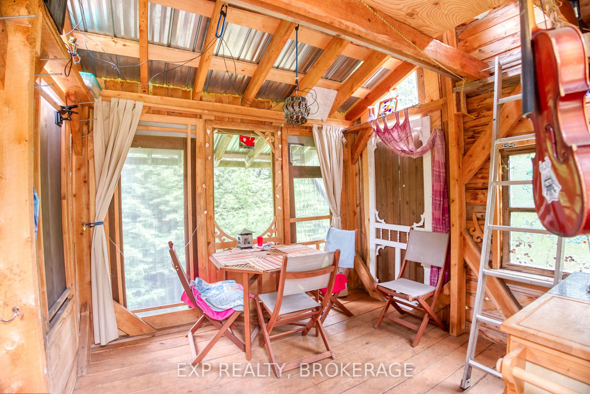 Photo 20 of 1129 Farm Lake Lane, Frontenac, Frontenac North — HOMEH