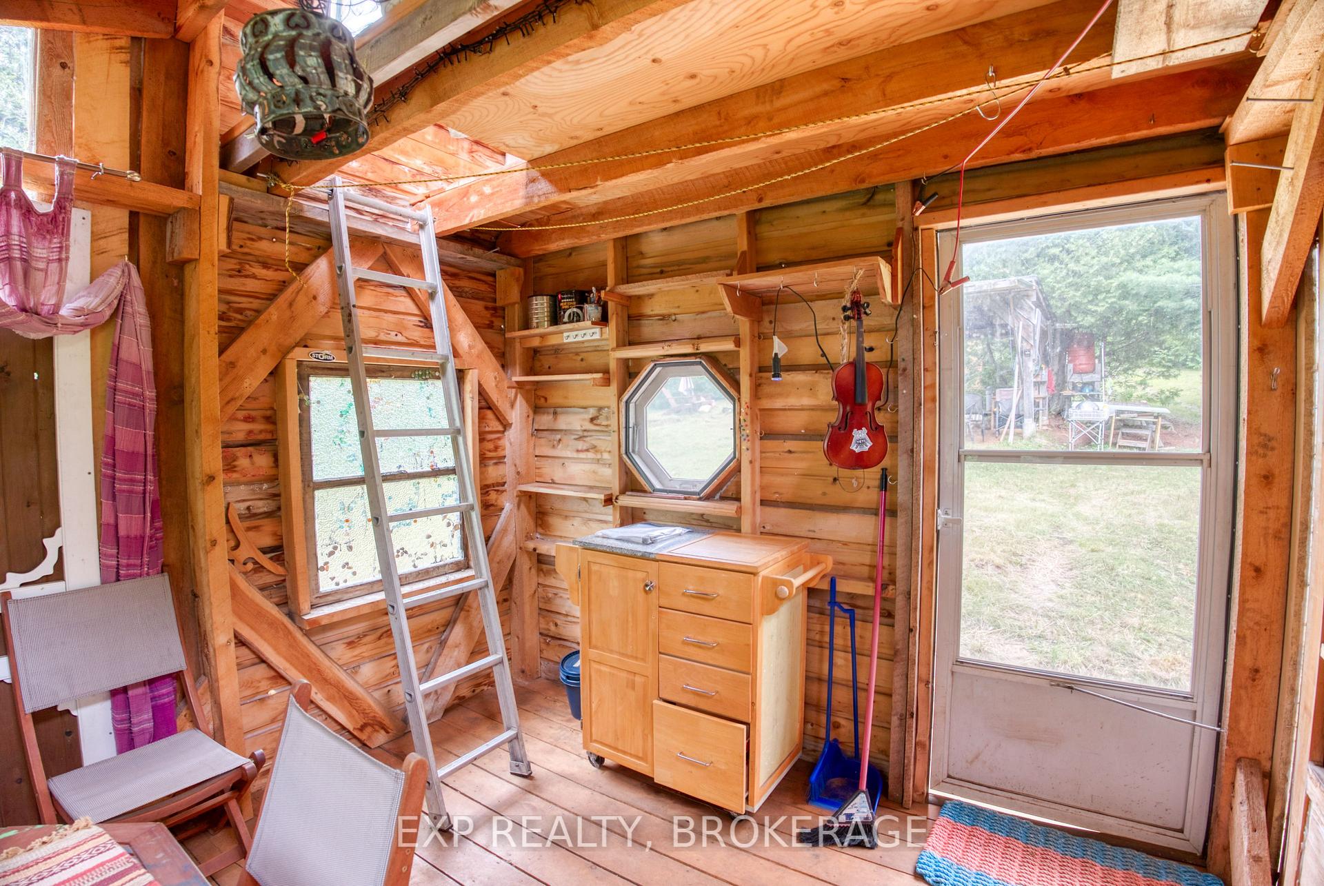 Photo 23 of 1129 Farm Lake Lane, Frontenac, Frontenac North — HOMEH