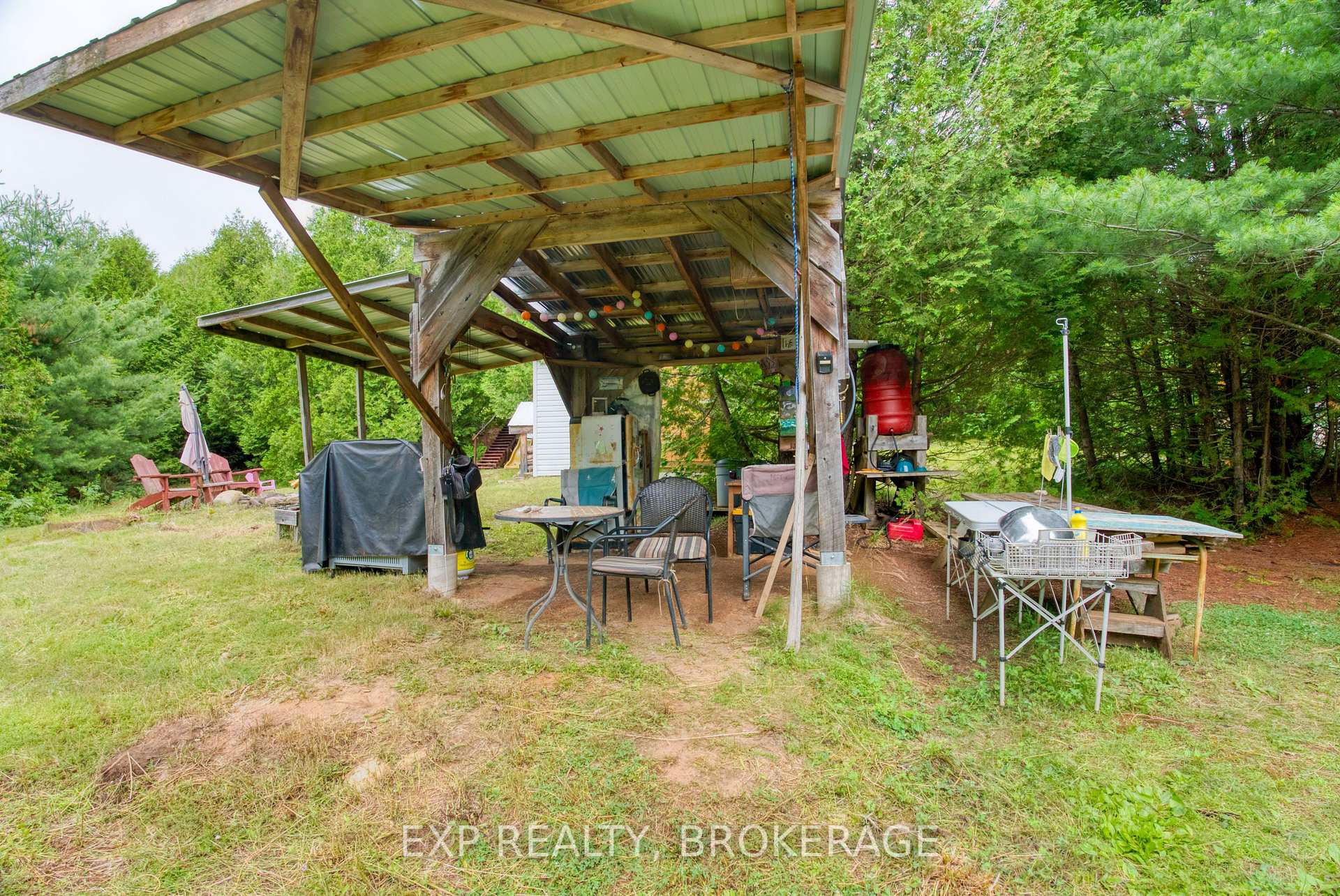 Photo 24 of 1129 Farm Lake Lane, Frontenac, Frontenac North — HOMEH