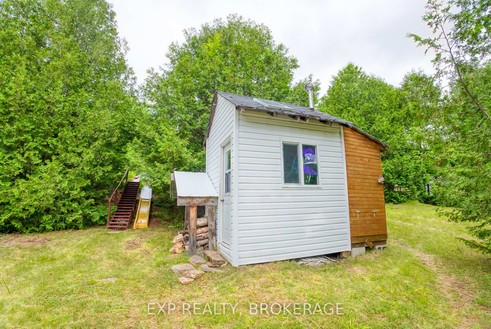 Photo 30 of 1129 Farm Lake Lane, Frontenac, Frontenac North — HOMEH