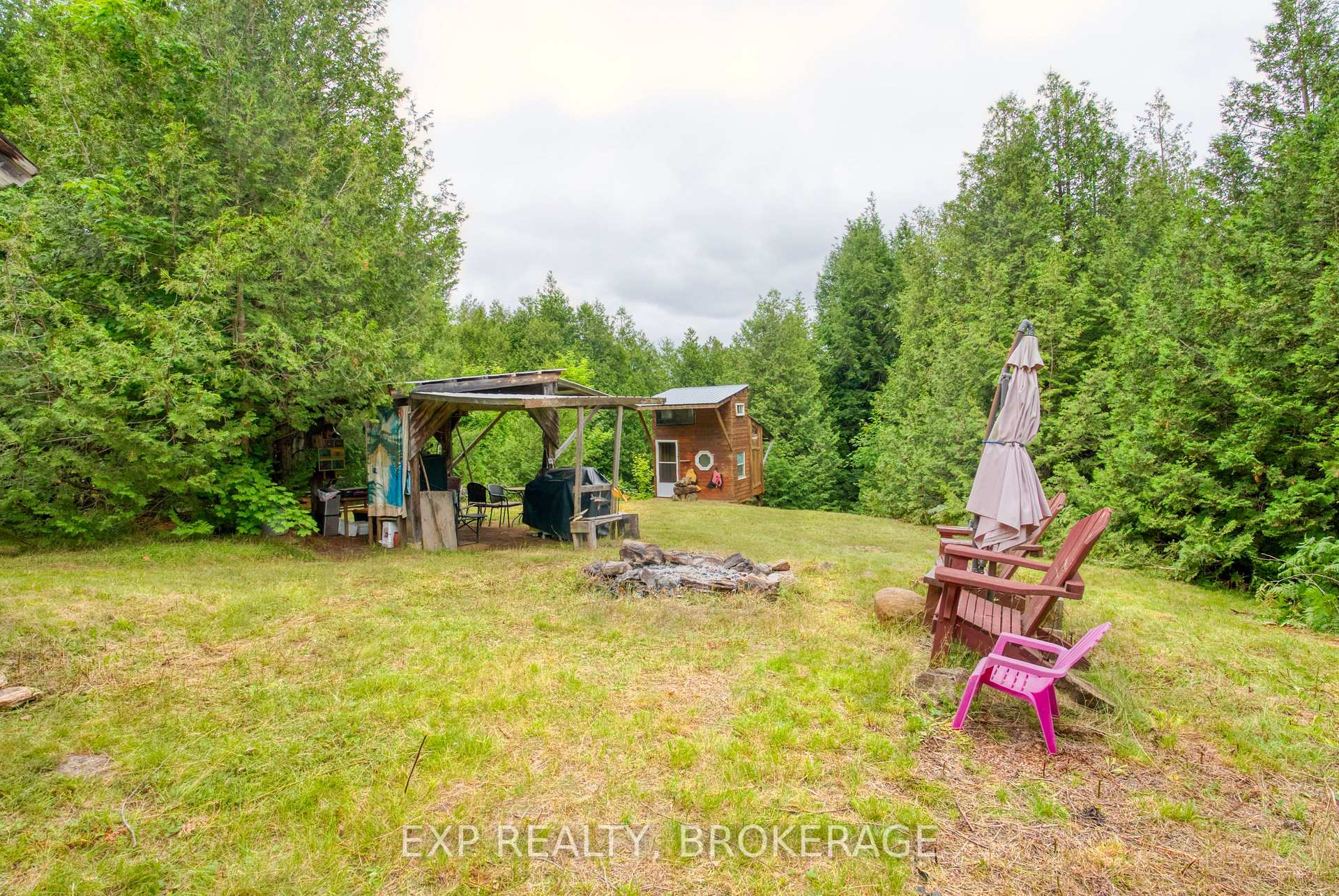 Photo 31 of 1129 Farm Lake Lane, Frontenac, Frontenac North — HOMEH