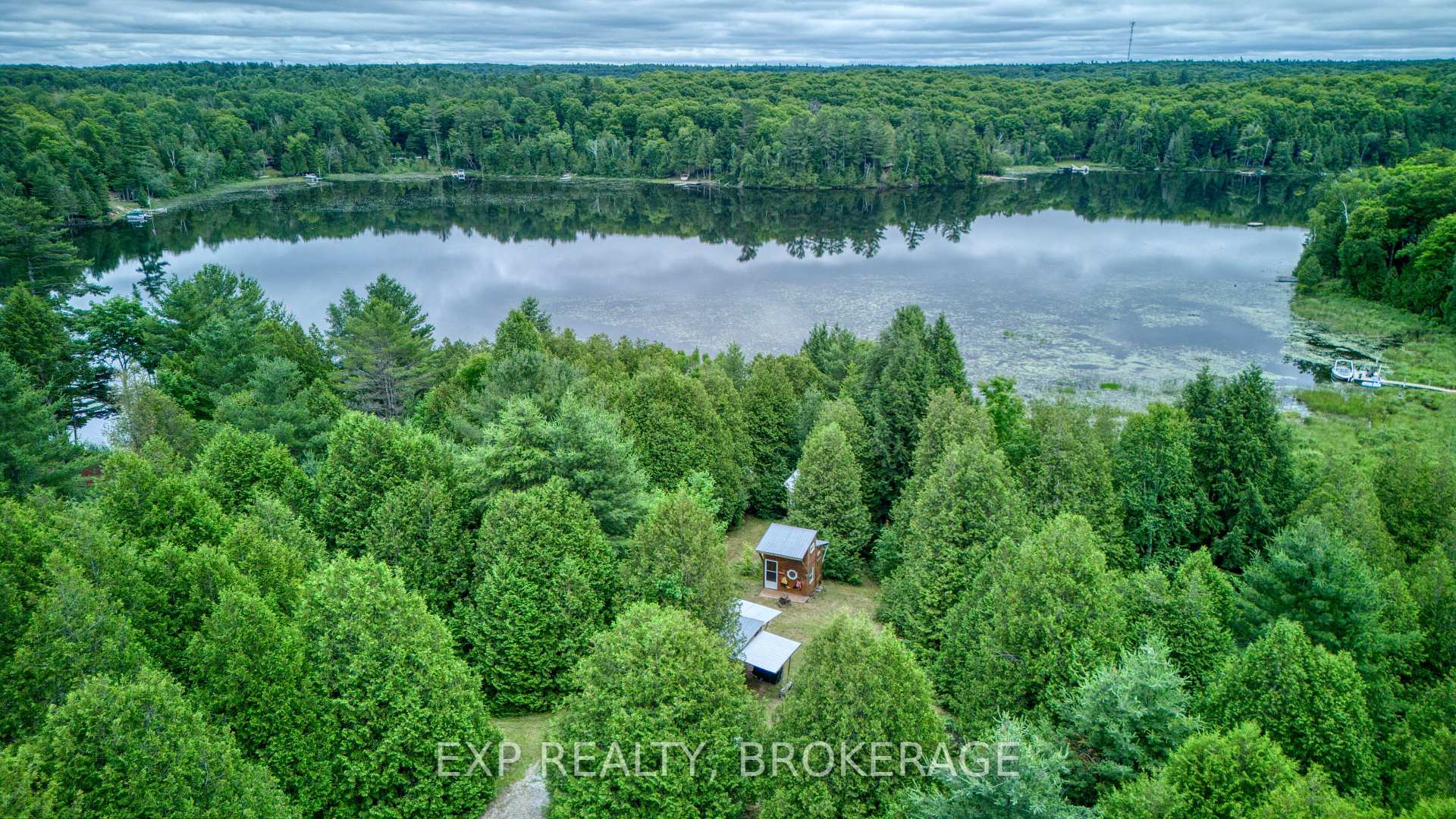 Photo 38 of 1129 Farm Lake Lane, Frontenac, Frontenac North — HOMEH