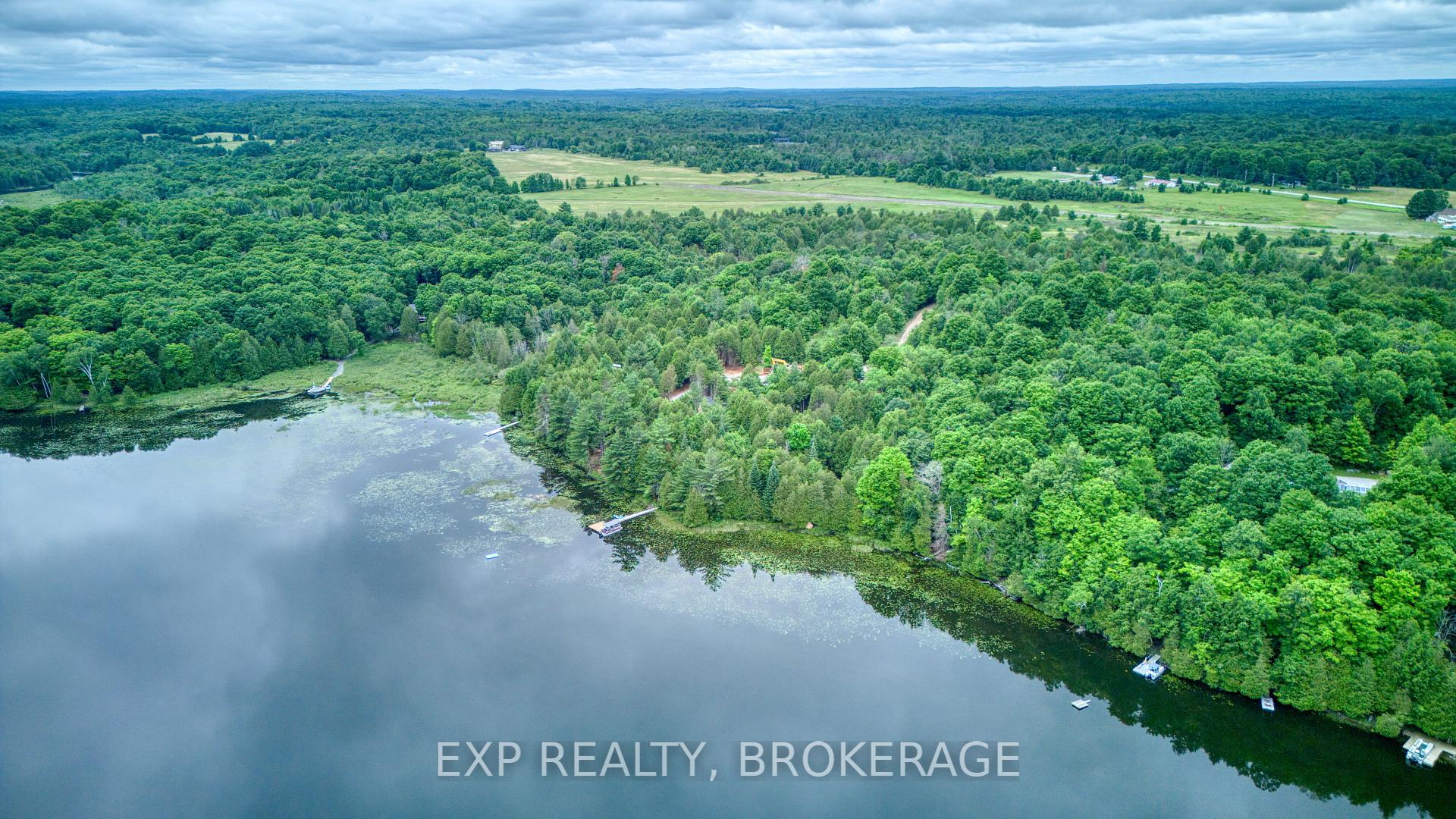 Photo 44 of 1129 Farm Lake Lane, Frontenac, Frontenac North — HOMEH