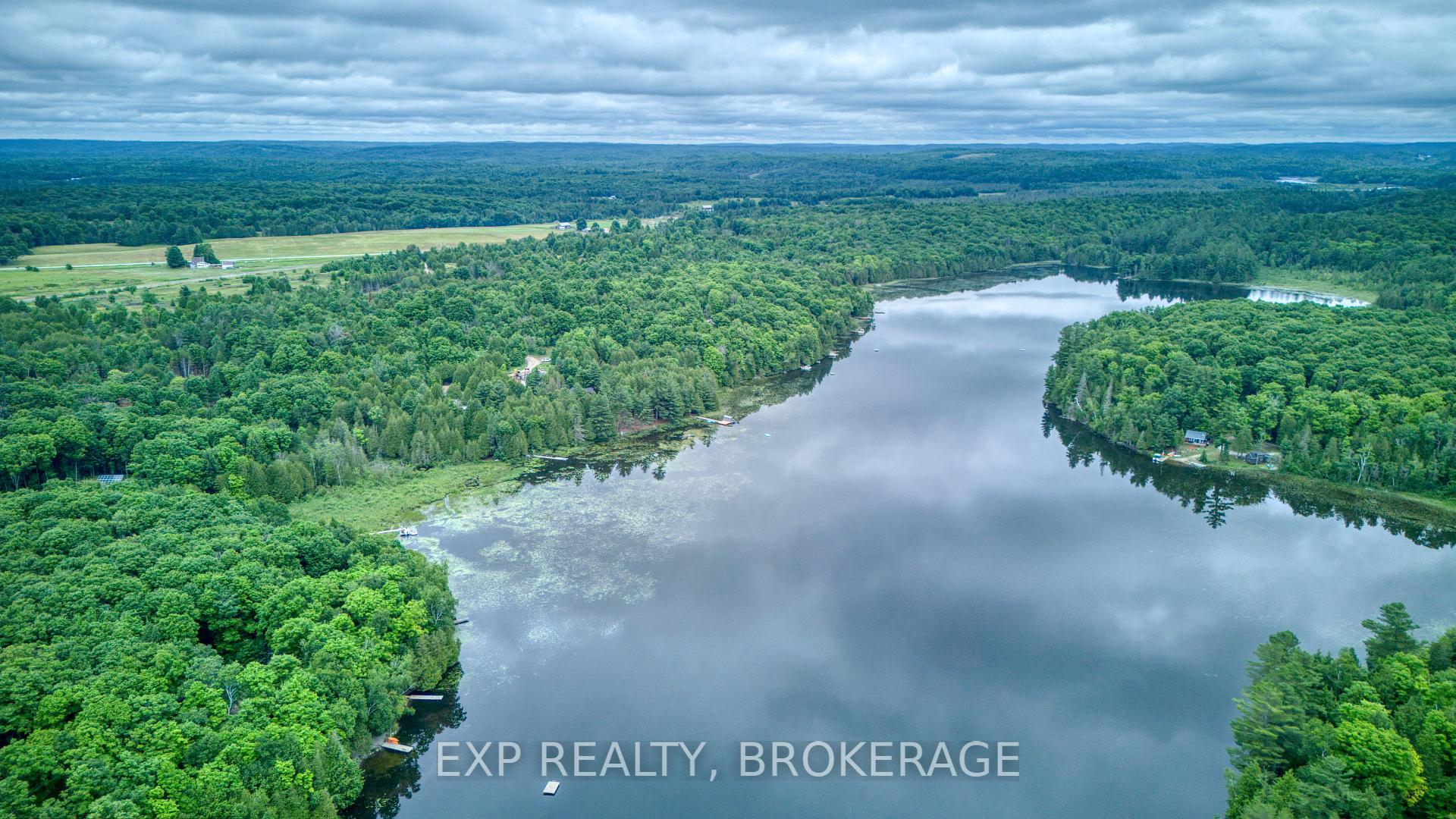 Photo 48 of 1129 Farm Lake Lane, Frontenac, Frontenac North — HOMEH