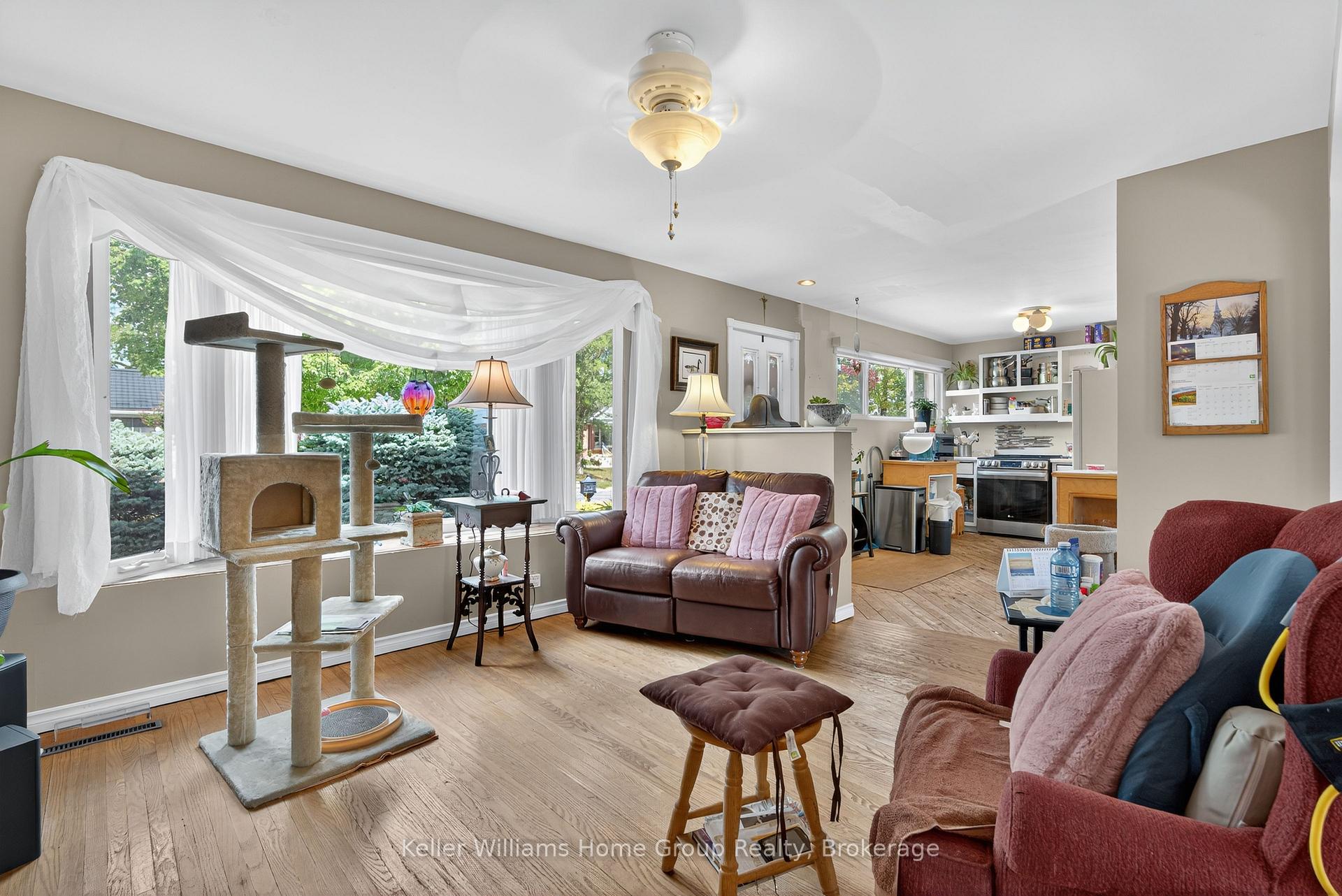 Photo 5 of 4 Western Avenue, Guelph, Junction/Onward Willow — HOMEH