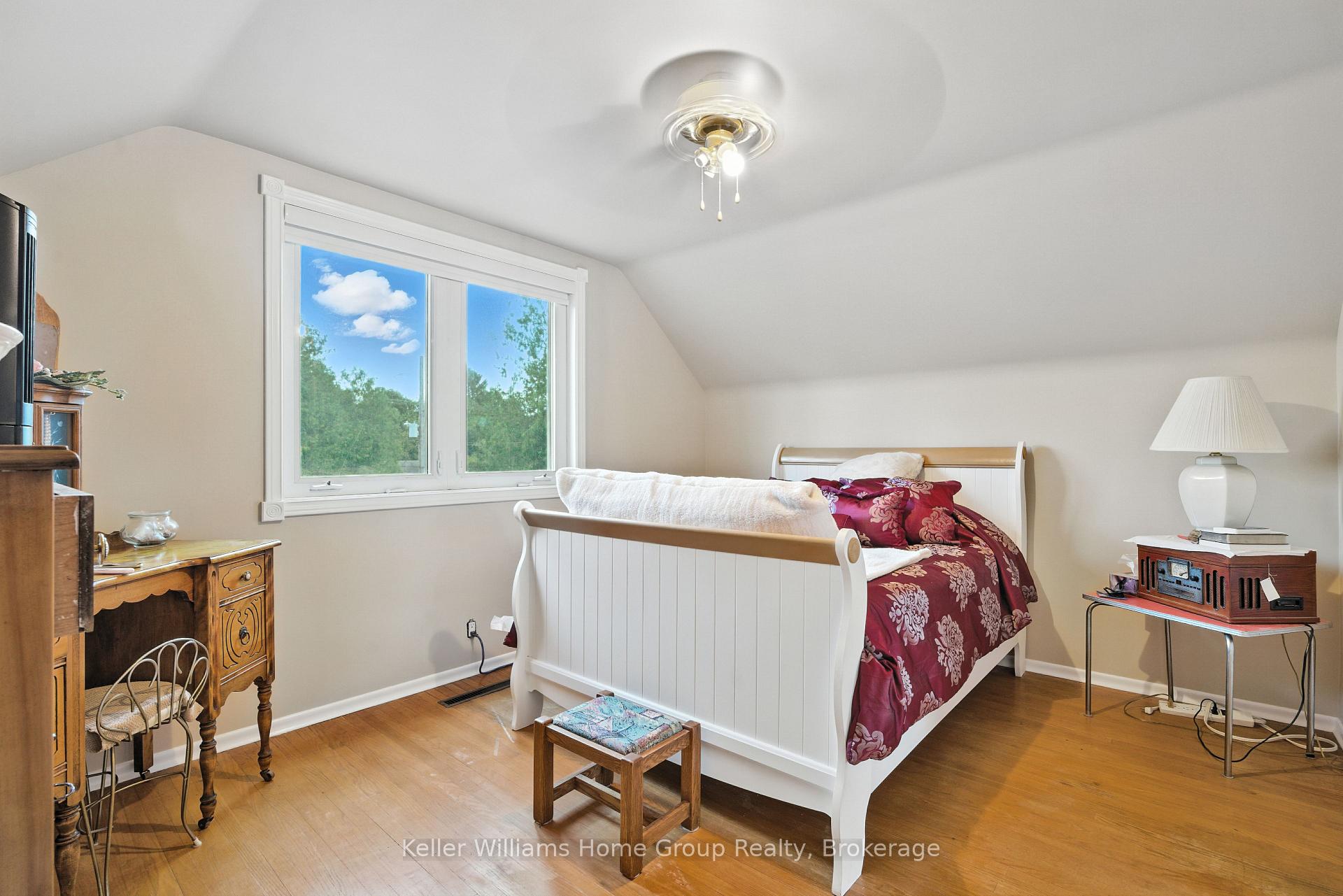Photo 20 of 4 Western Avenue, Guelph, Junction/Onward Willow — HOMEH