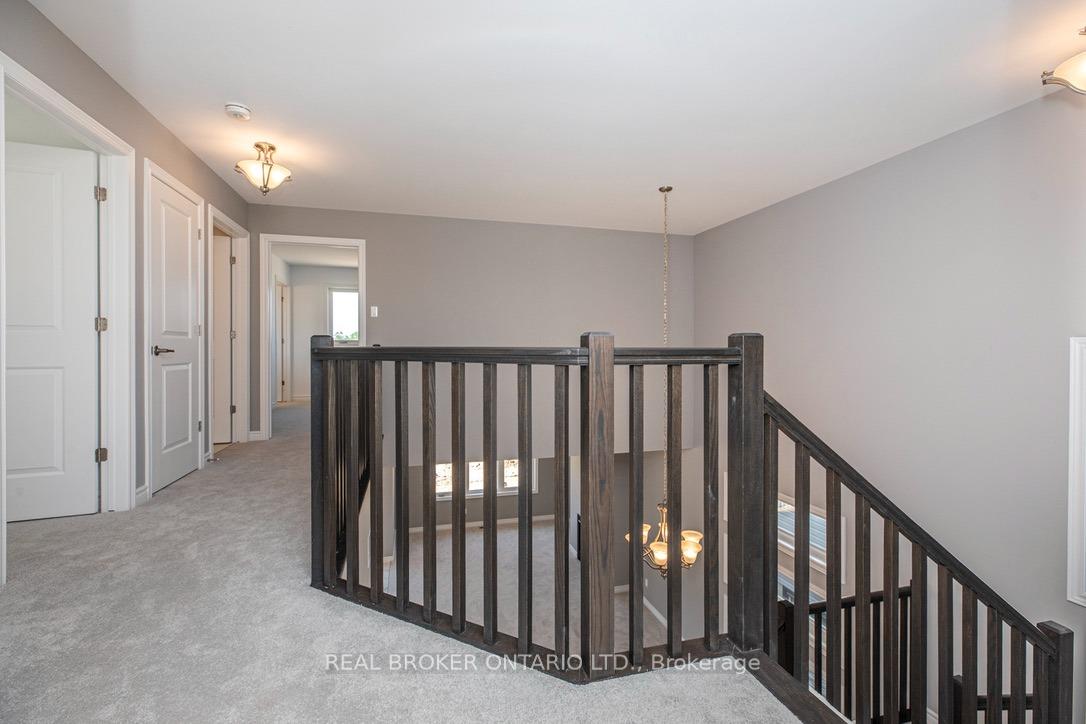 Photo 12 of 9 Griffith Way W, Carleton Place — HOMEH