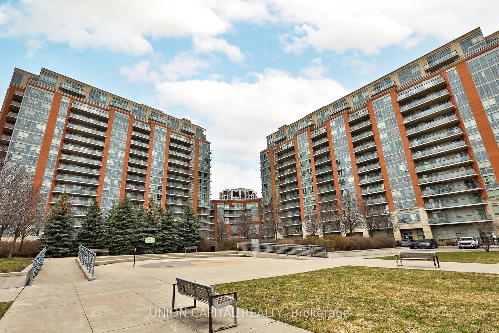 Photo 1 of Unit 816, 60 South Town Centre Blvd, Markham, Unionville — HOMEH