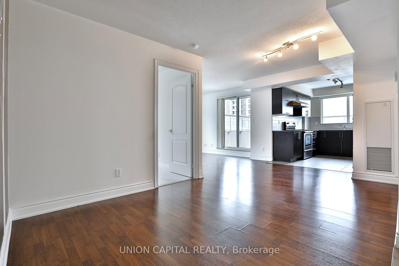 Photo 8 of Unit 816, 60 South Town Centre Blvd, Markham, Unionville — HOMEH