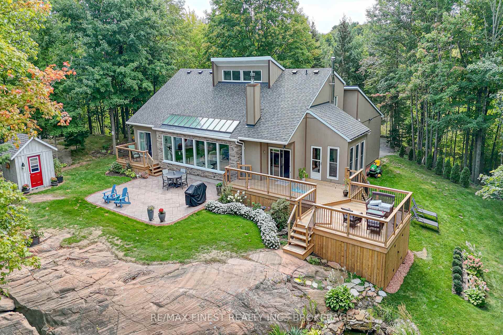 Photo 2 of 1835 Hitchcock Drive, Frontenac, Frontenac South — HOMEH