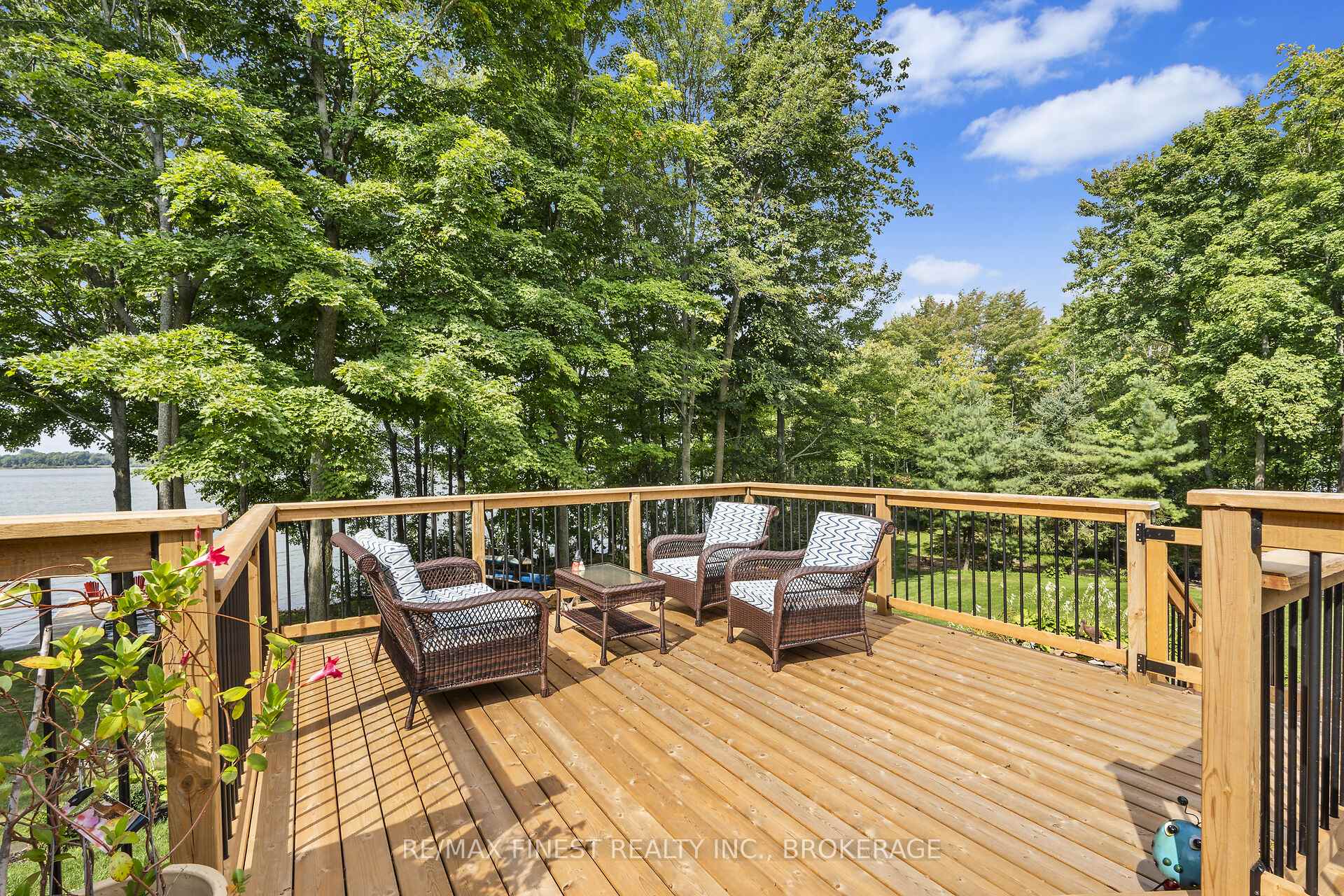 Photo 34 of 1835 Hitchcock Drive, Frontenac, Frontenac South — HOMEH
