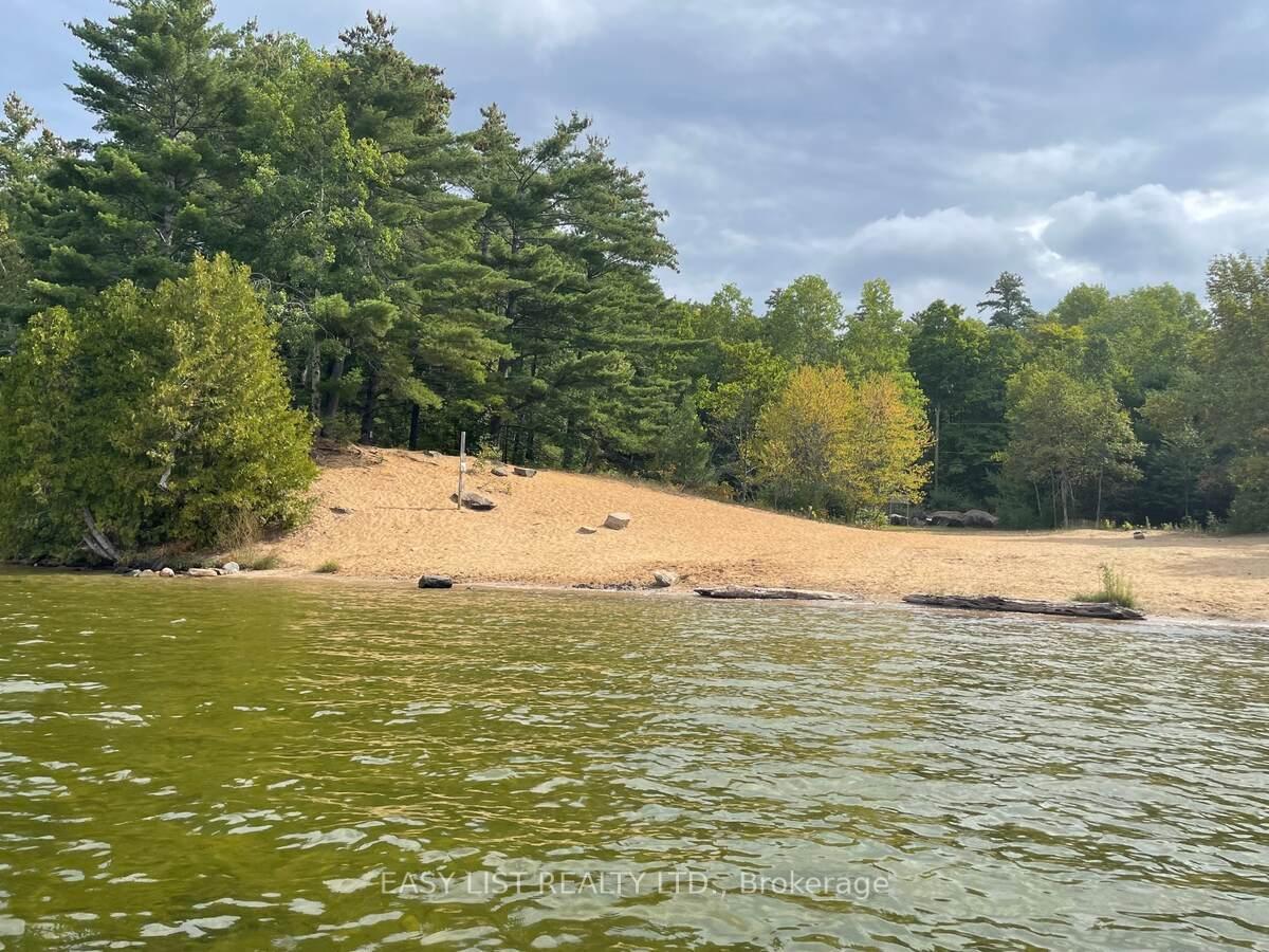 Photo 5 of 100 Kilgore Island, Frontenac, Frontenac North — HOMEH