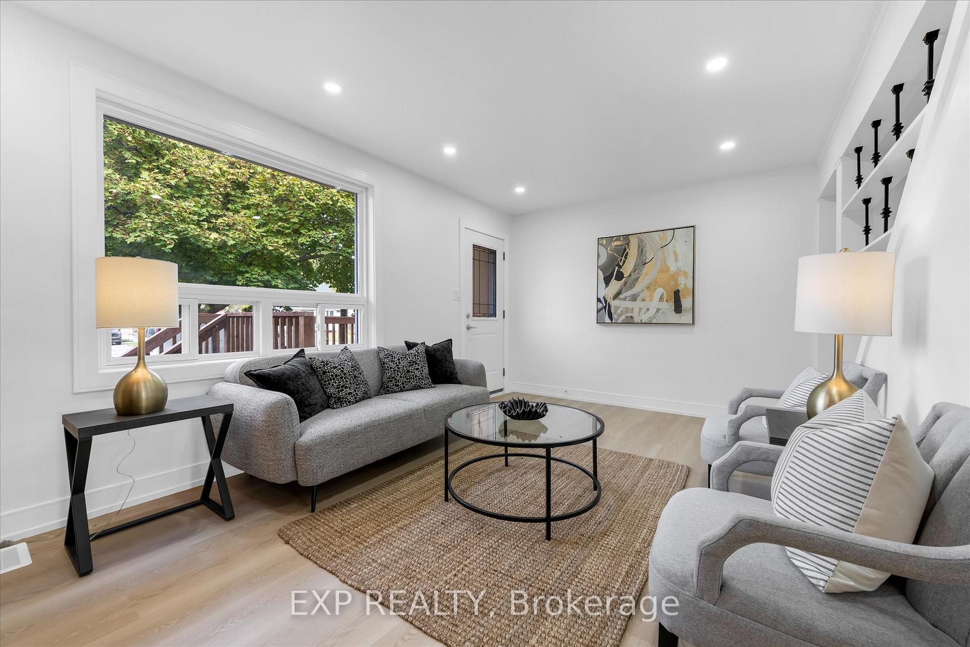 Photo 9 of 24 Eaton Place, Hamilton, McQuesten — HOMEH
