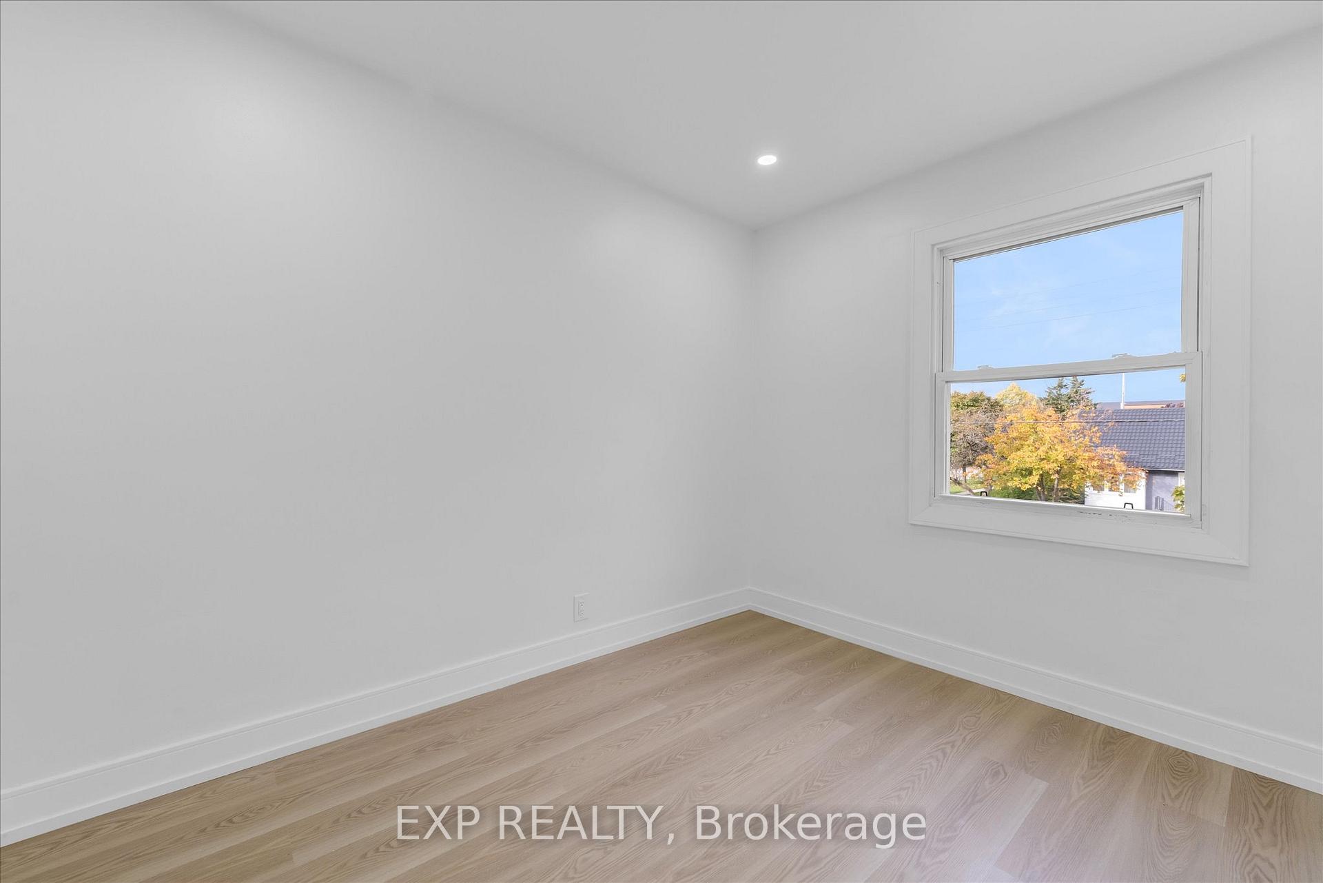 Photo 16 of 24 Eaton Place, Hamilton, McQuesten — HOMEH
