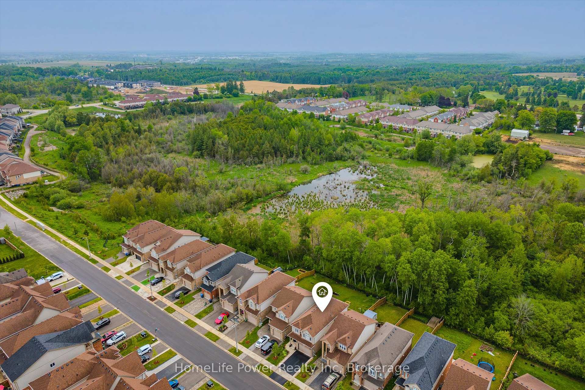 Photo 4 of 193 Macalister Boulevard, Guelph, Kortright East — HOMEH