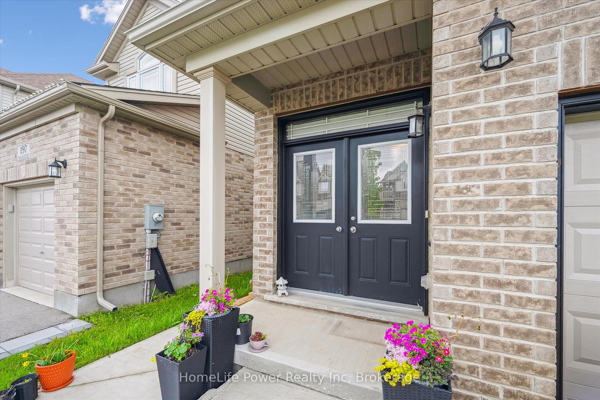 Photo 8 of 193 Macalister Boulevard, Guelph, Kortright East — HOMEH