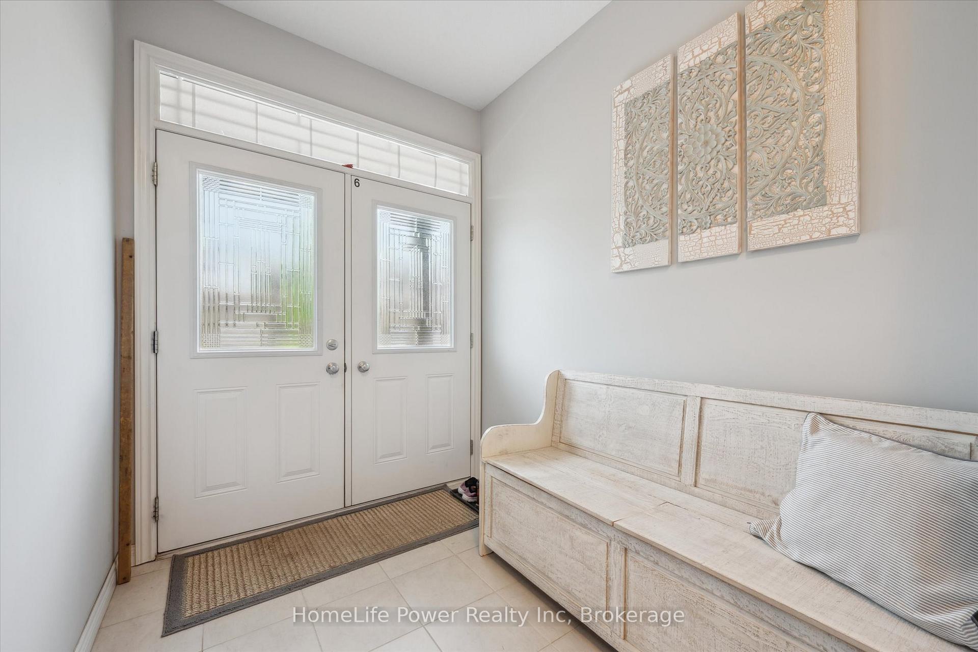 Photo 9 of 193 Macalister Boulevard, Guelph, Kortright East — HOMEH