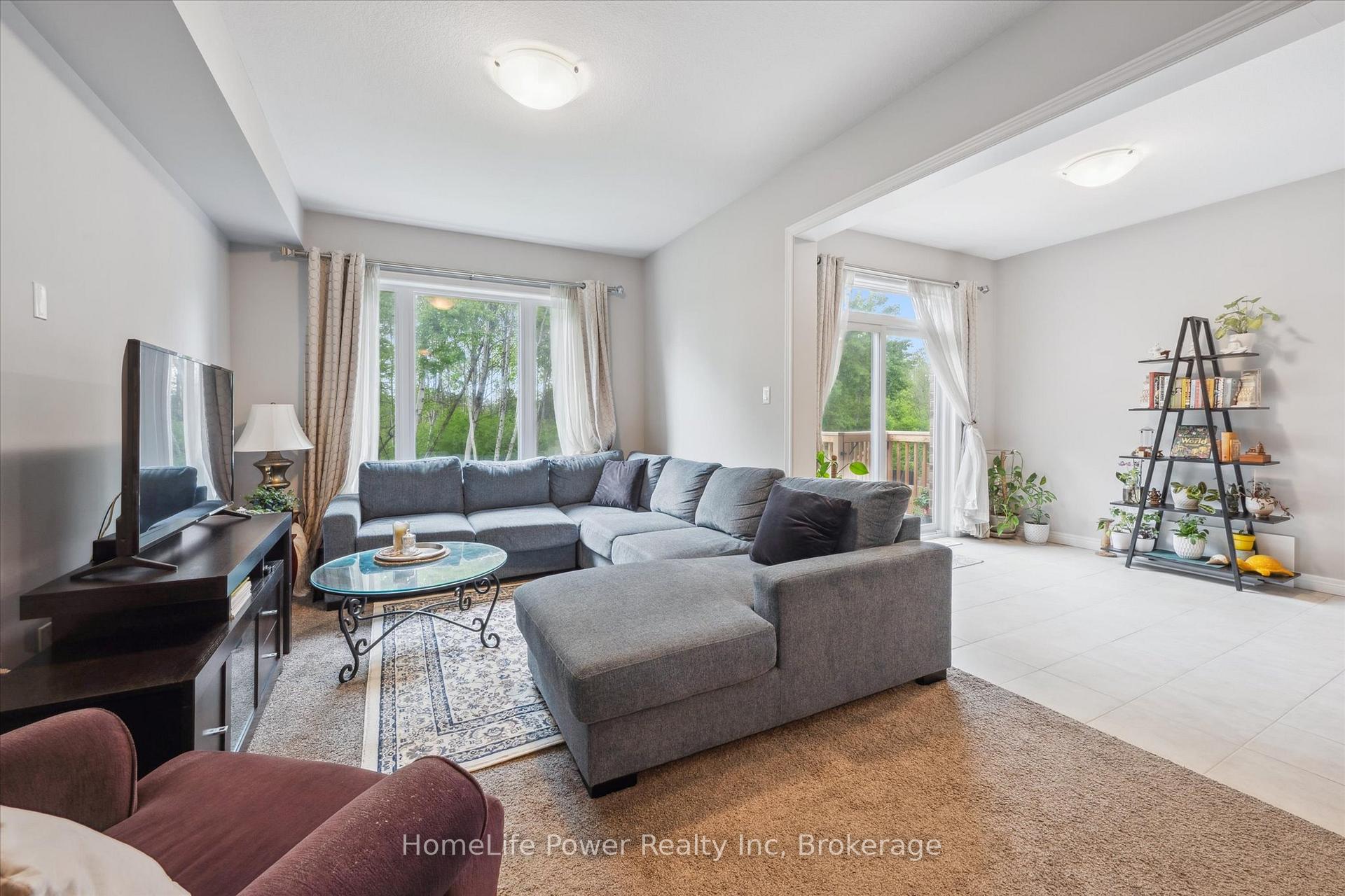 Photo 12 of 193 Macalister Boulevard, Guelph, Kortright East — HOMEH