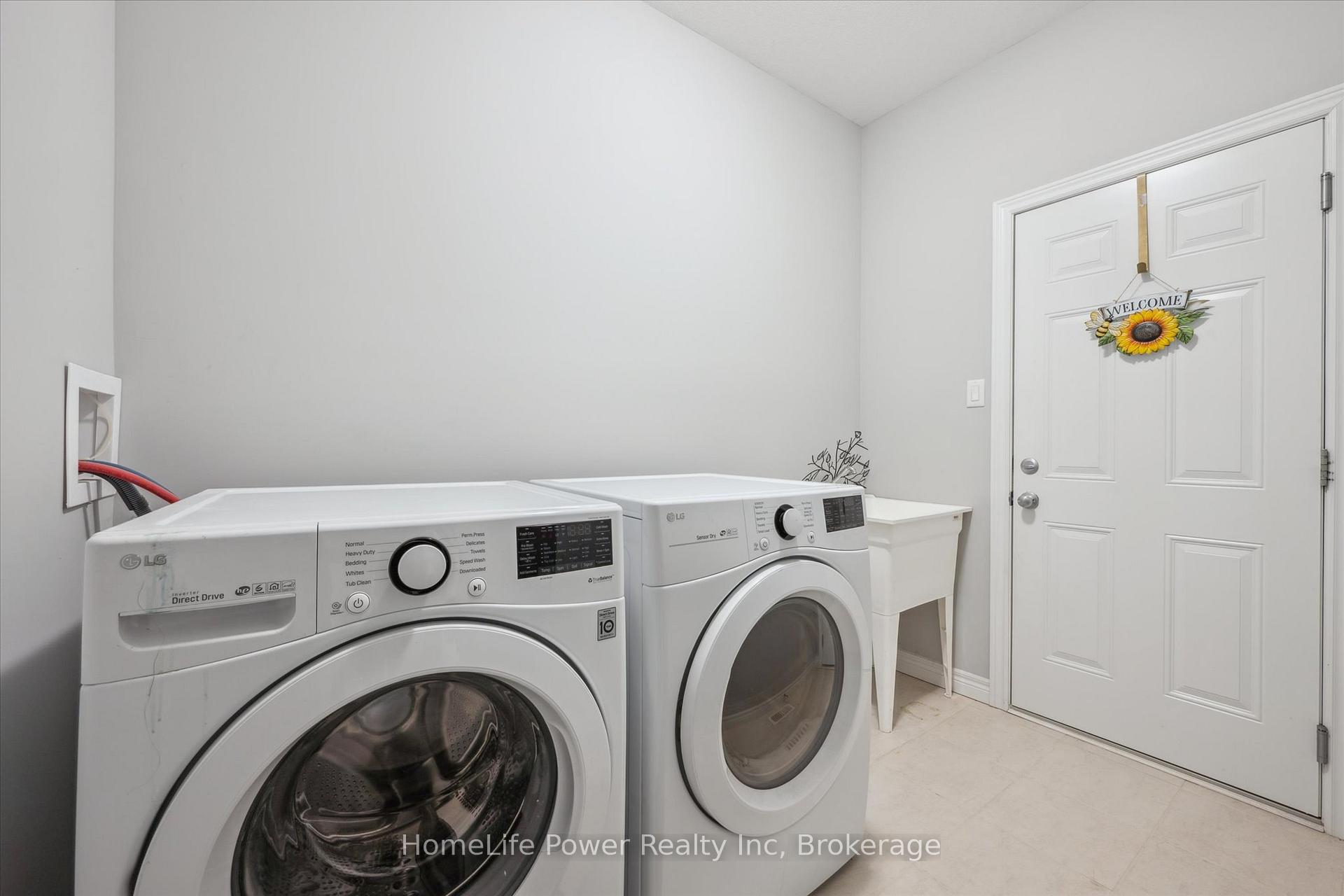 Photo 21 of 193 Macalister Boulevard, Guelph, Kortright East — HOMEH