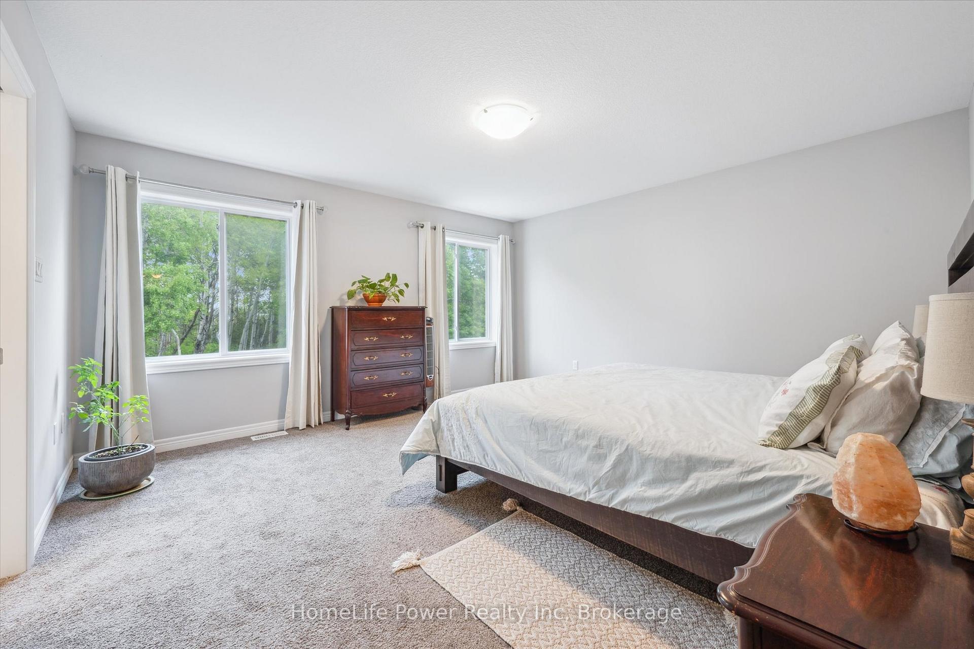 Photo 24 of 193 Macalister Boulevard, Guelph, Kortright East — HOMEH