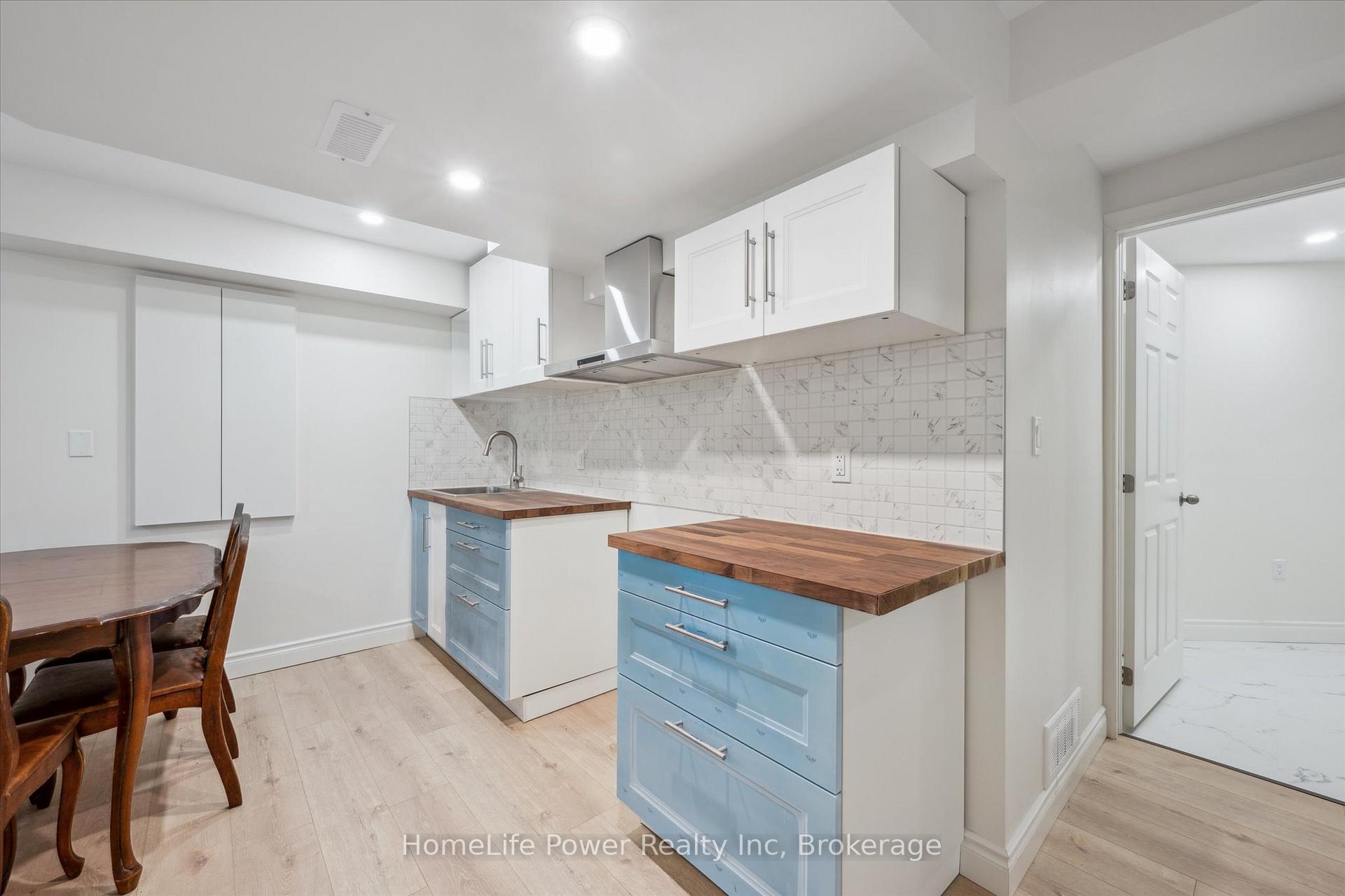 Photo 36 of 193 Macalister Boulevard, Guelph, Kortright East — HOMEH
