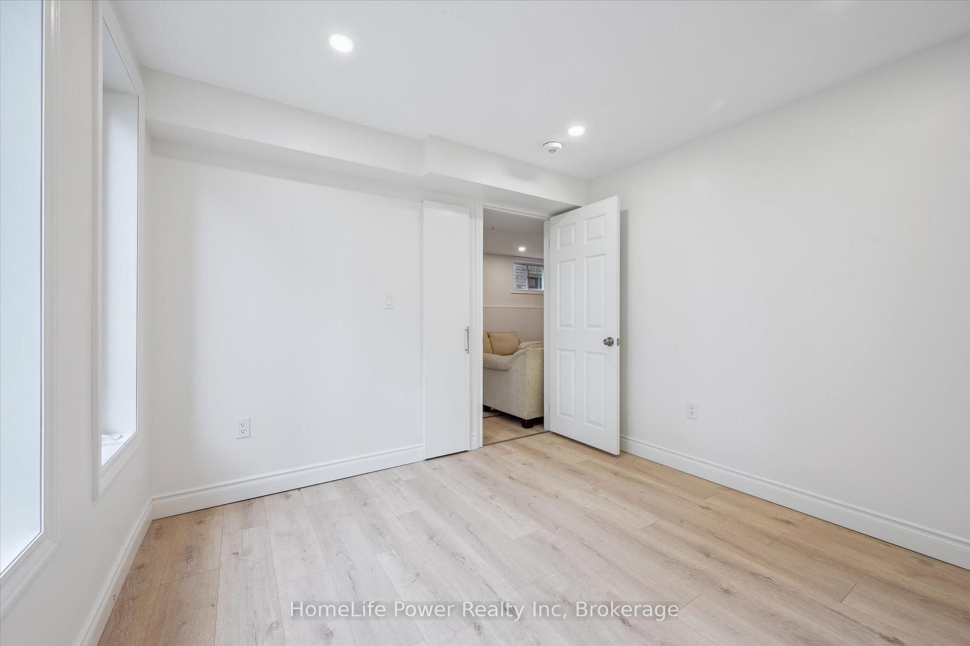 Photo 39 of 193 Macalister Boulevard, Guelph, Kortright East — HOMEH