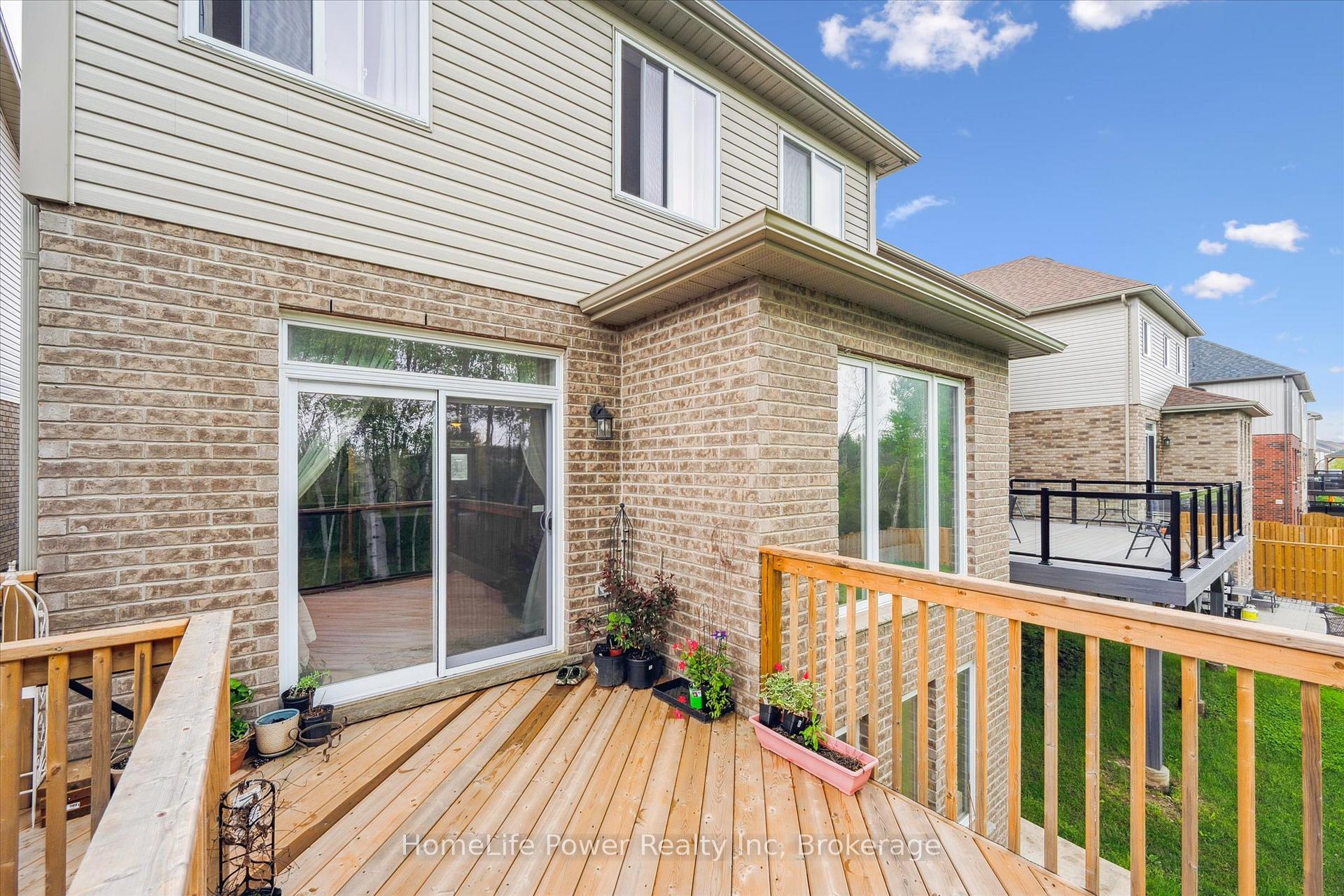 Photo 46 of 193 Macalister Boulevard, Guelph, Kortright East — HOMEH