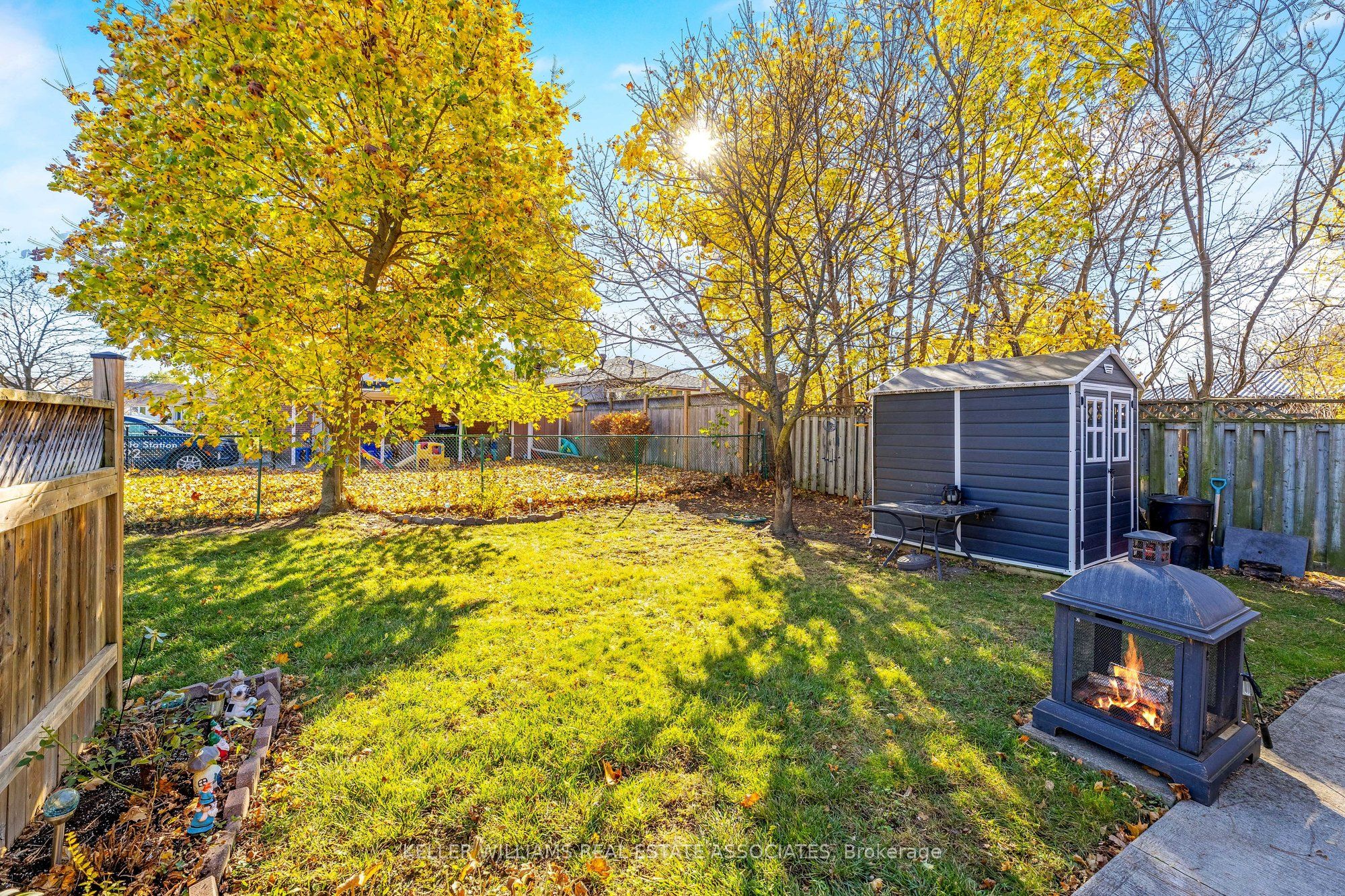 Photo 67 of 2 Gray Gate, Halton Hills, Georgetown — HOMEH