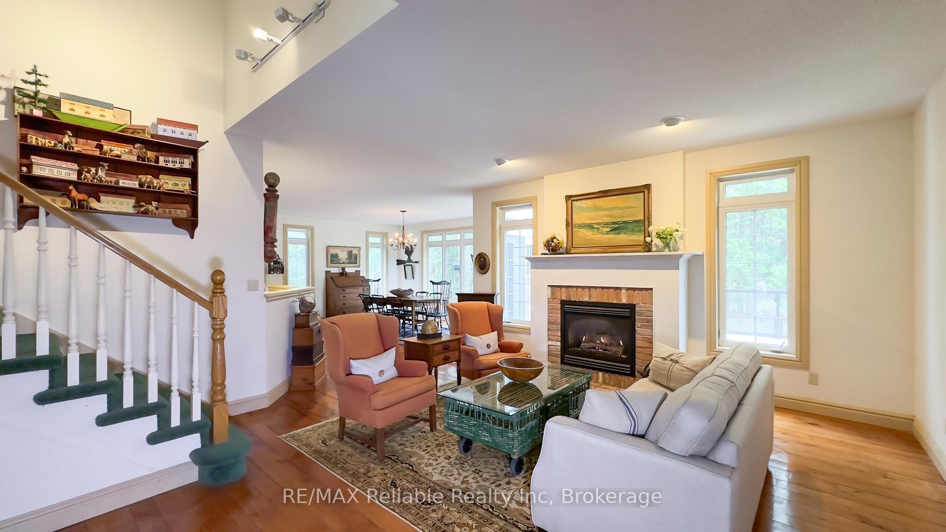 Photo 5 of 38 Cameron Street, Bluewater, Bayfield — HOMEH