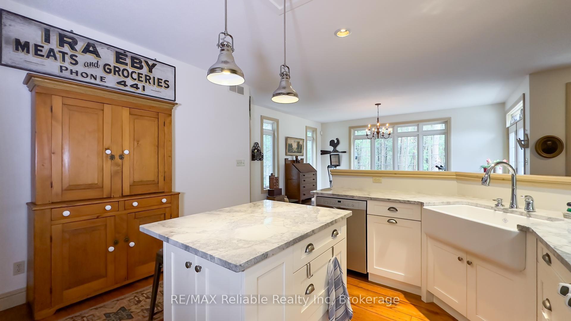 Photo 11 of 38 Cameron Street, Bluewater, Bayfield — HOMEH