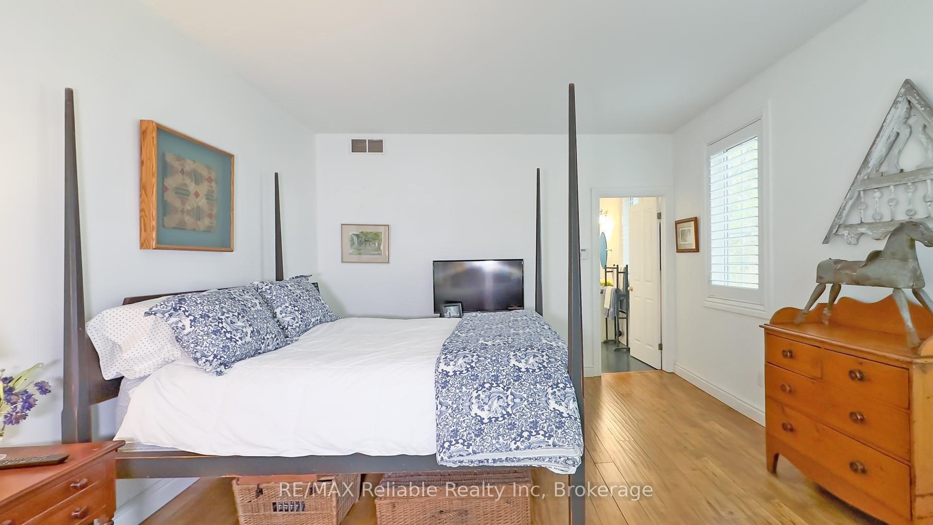 Photo 20 of 38 Cameron Street, Bluewater, Bayfield — HOMEH
