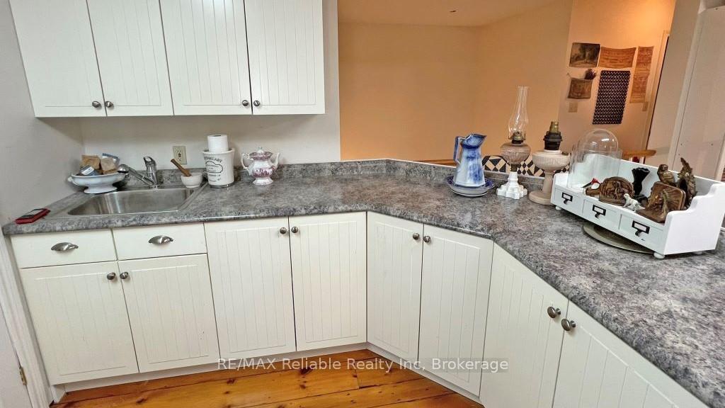 Photo 34 of 38 Cameron Street, Bluewater, Bayfield — HOMEH