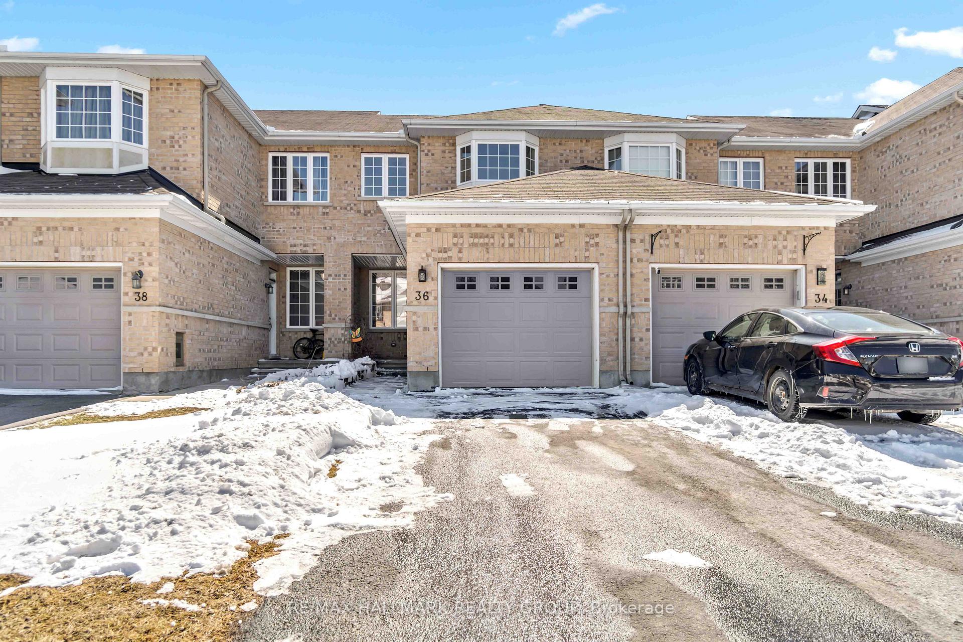 Photo 1 of 36 McGregor Scobie Crescent, Arnprior — HOMEH