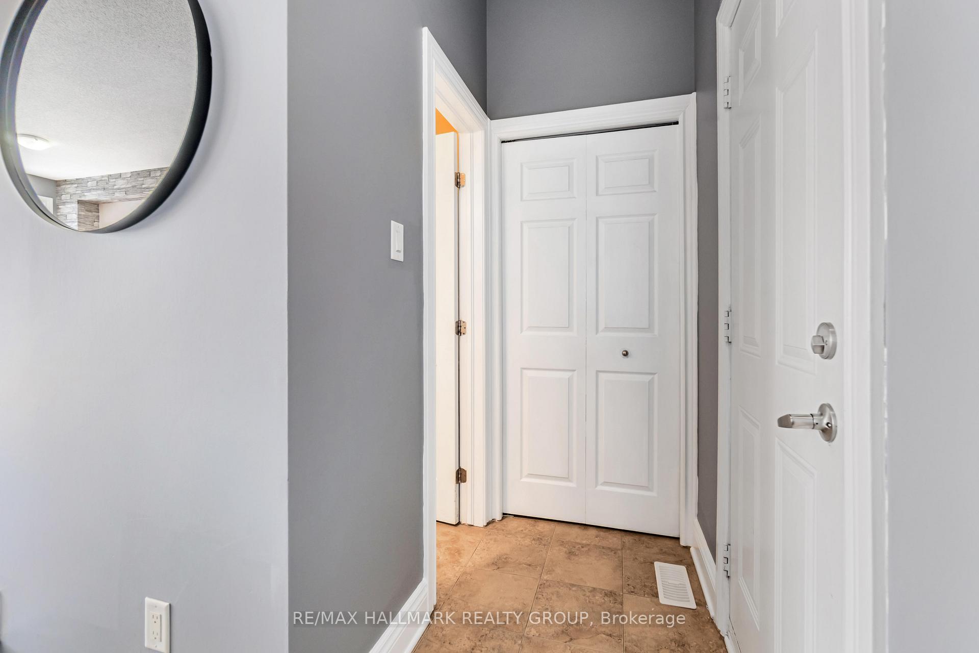 Photo 4 of 36 McGregor Scobie Crescent, Arnprior — HOMEH