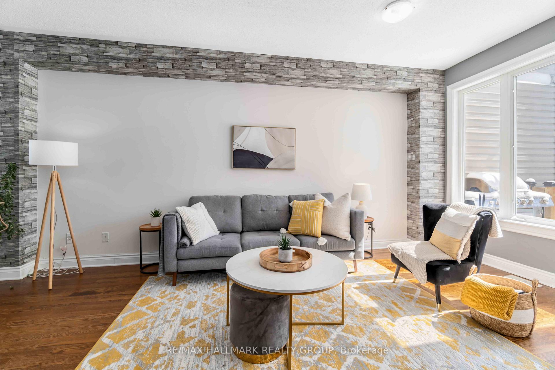 Photo 11 of 36 McGregor Scobie Crescent, Arnprior — HOMEH