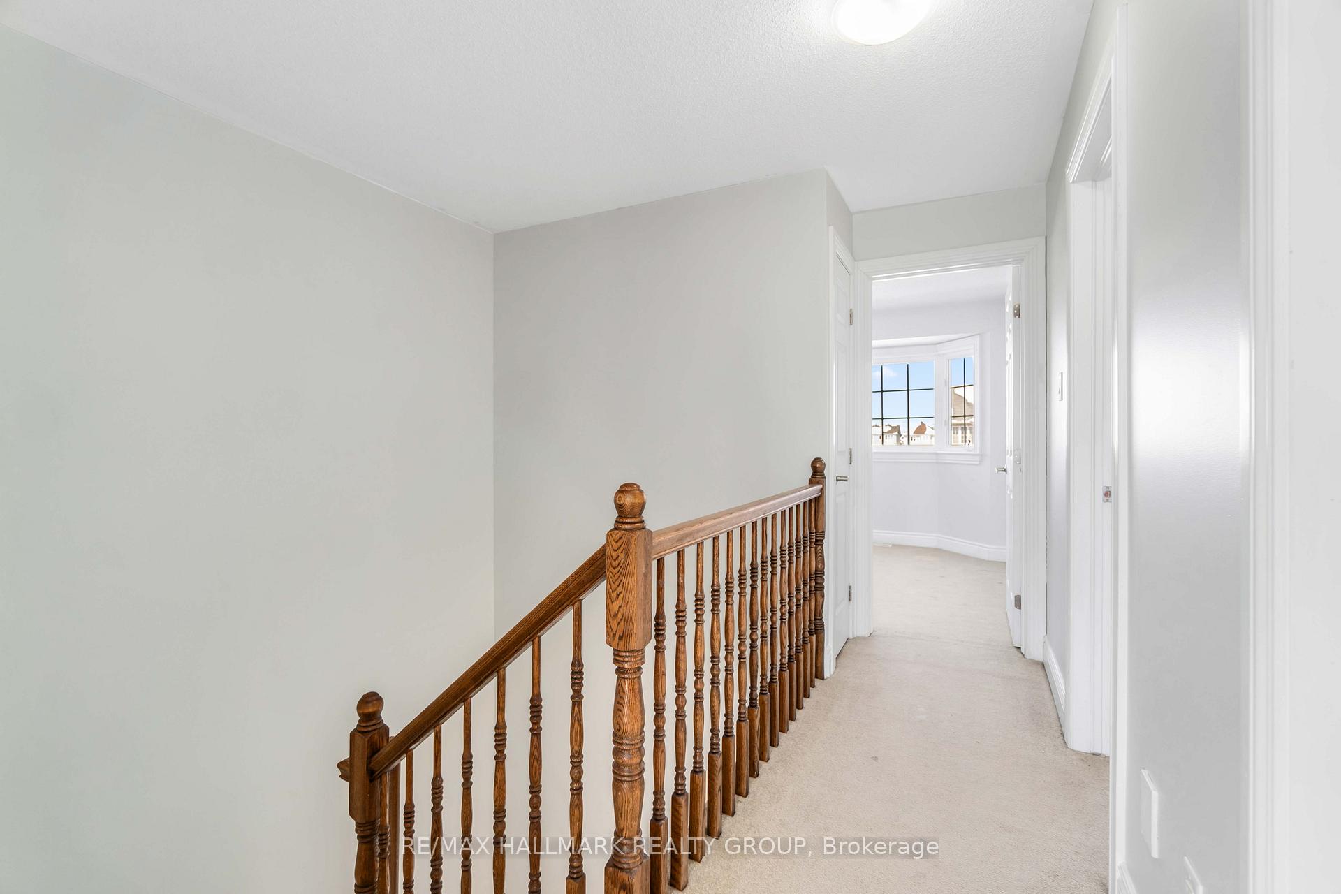 Photo 20 of 36 McGregor Scobie Crescent, Arnprior — HOMEH