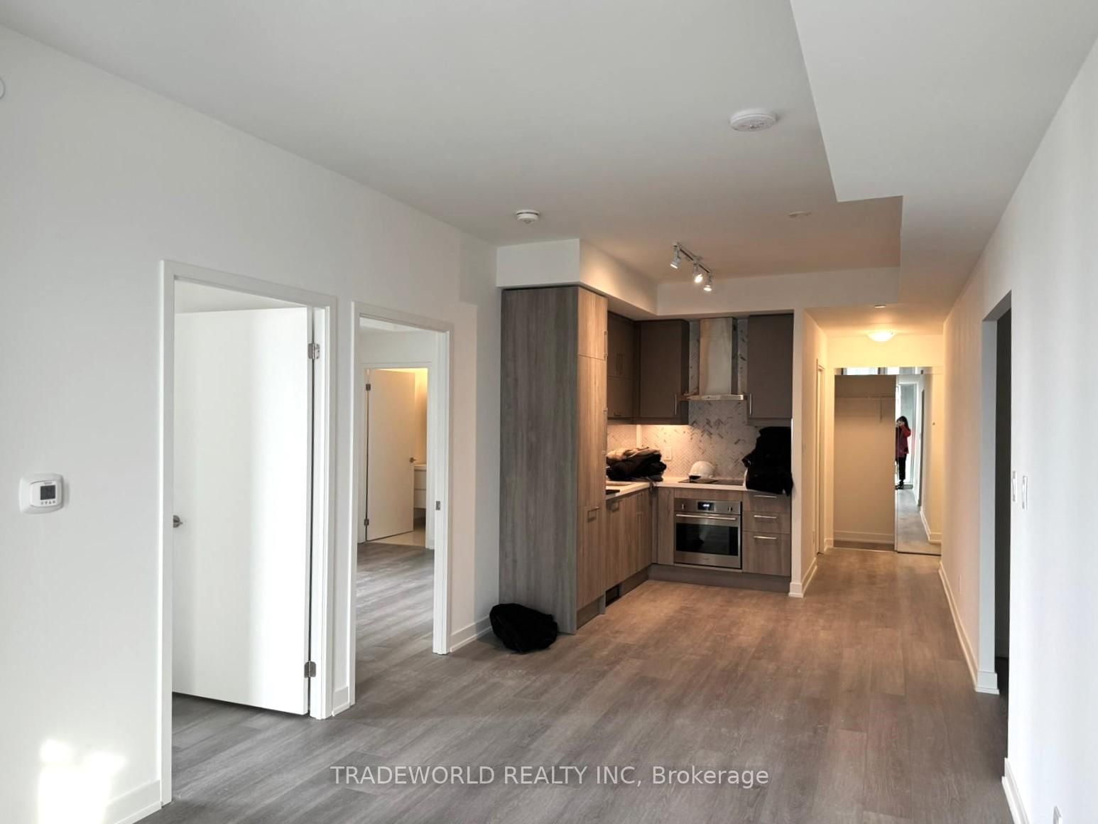 Photo 3 of Unit 1320, 8119 Birchmount Rd, Markham, Unionville — HOMEH