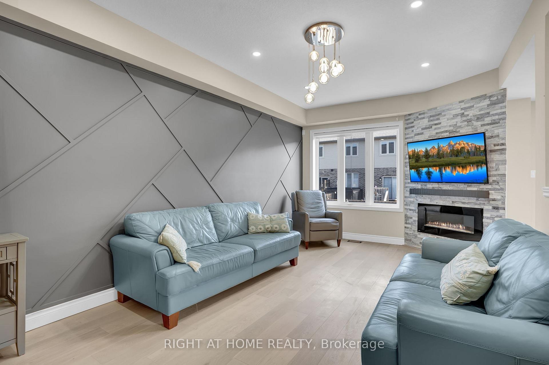 Photo 5 of 91 Beasley Grove, Hamilton, Meadowlands — HOMEH