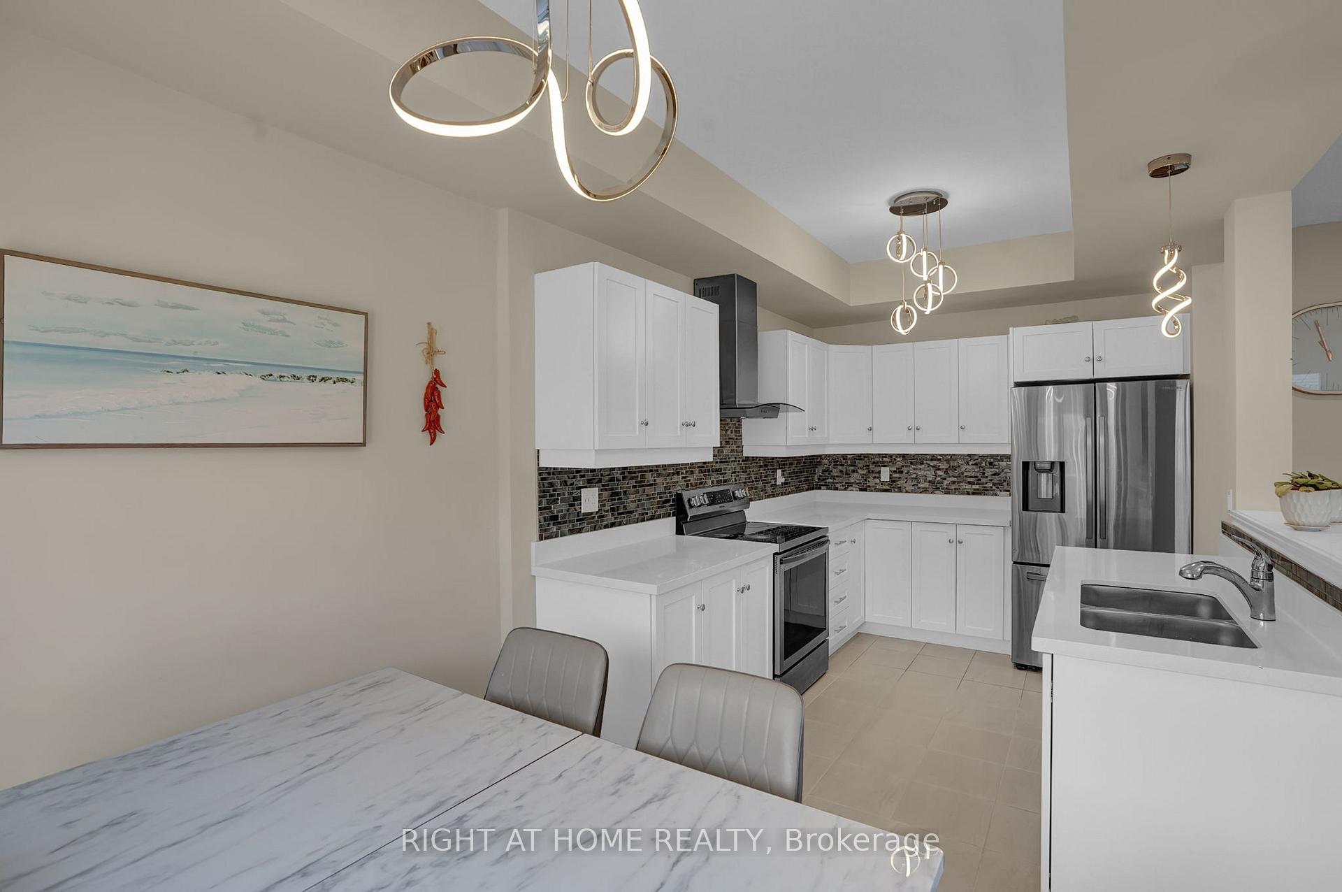 Photo 10 of 91 Beasley Grove, Hamilton, Meadowlands — HOMEH
