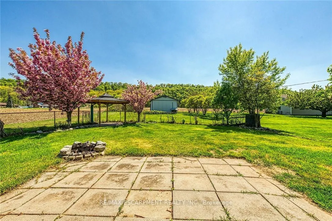 Photo 32 of 944 & 994 #8 Highway, Hamilton, Fruitland — HOMEH