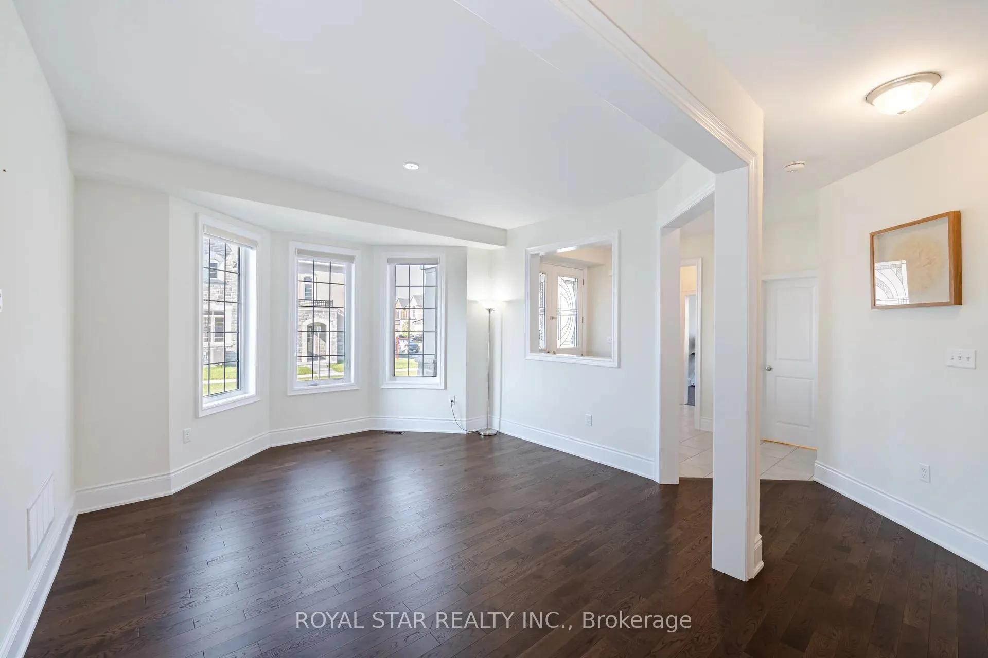 Photo 7 of Unit Upper, 1 Bushwood Trail, Brampton, Northwest Brampton — HOMEH