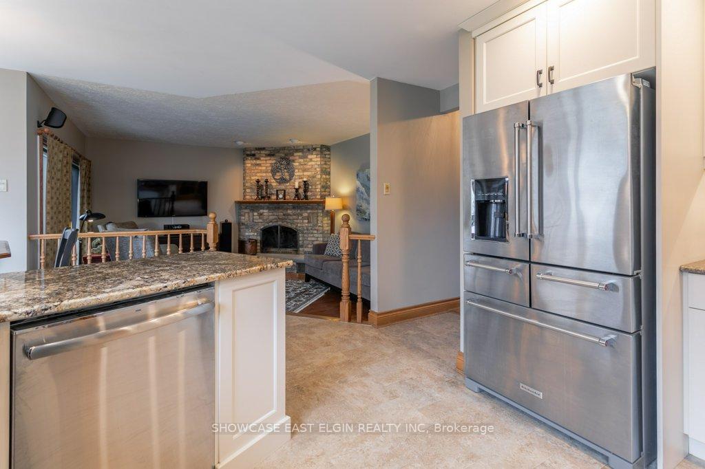 Photo 19 of 28 Sinclair Crescent, Aylmer — HOMEH