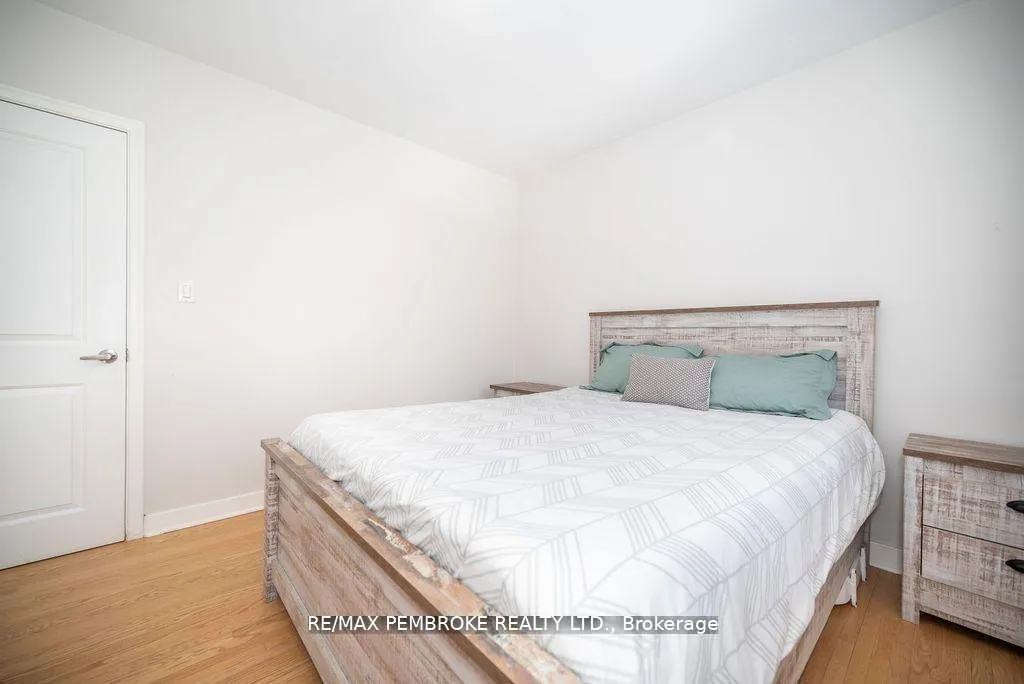 Photo 32 of 13 Highland Crescent, Deep River — HOMEH