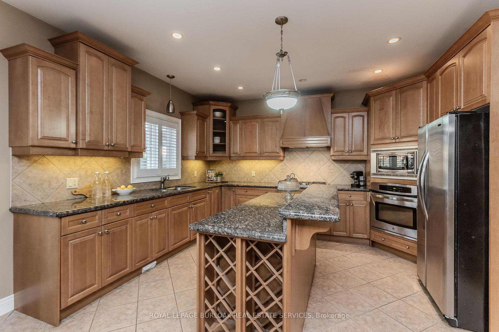 Photo 10 of 1012 Greenhill Avenue, Hamilton, Gershome — HOMEH