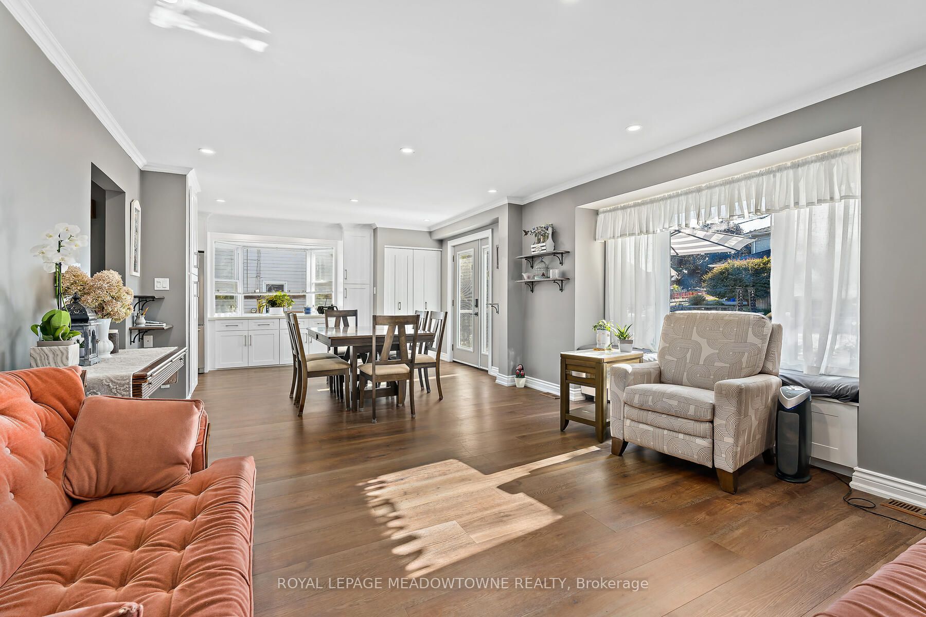 Photo 50 of 7 Temple Road, Halton Hills, Georgetown — HOMEH