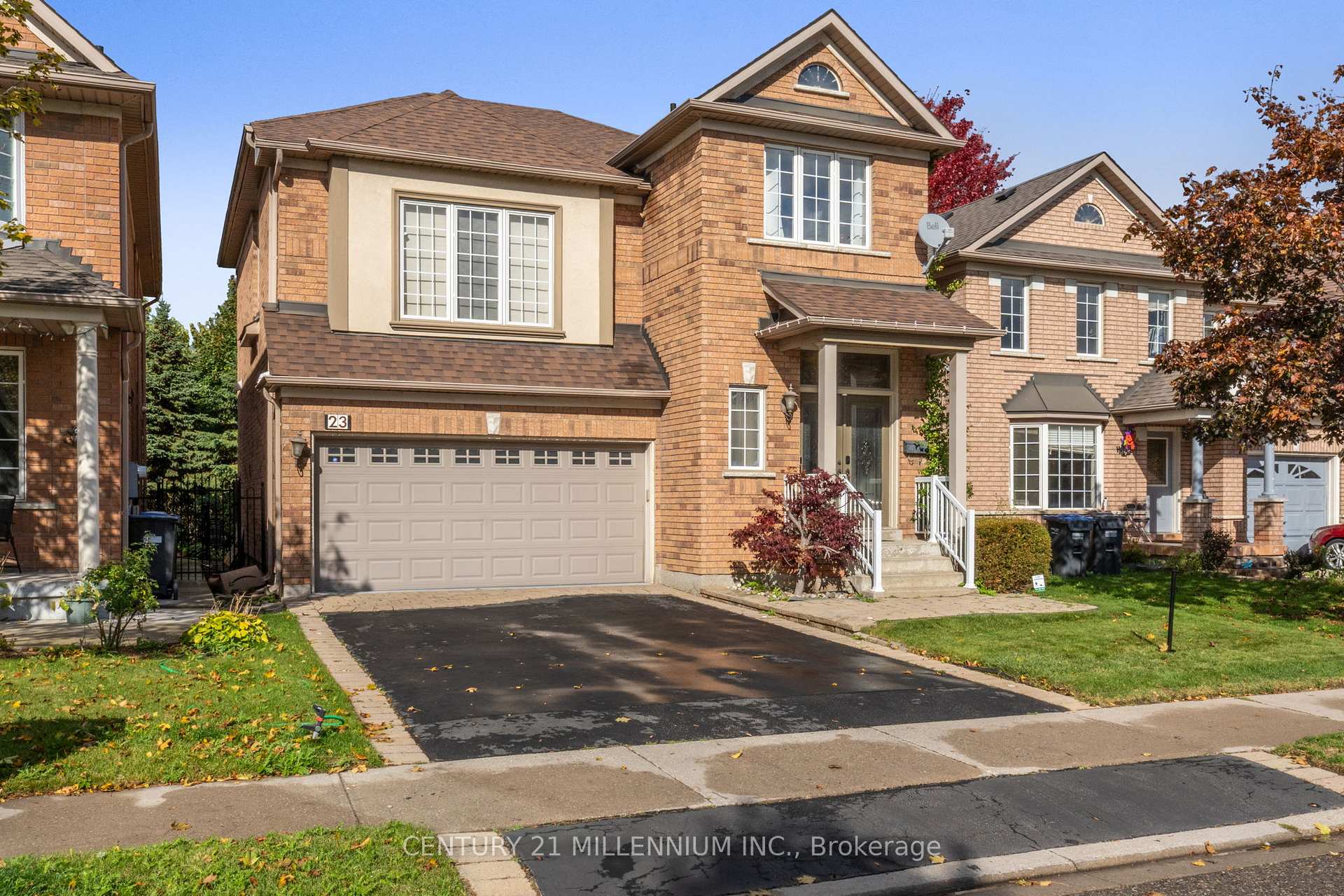 Photo 1 of 23 Upper Highlands Drive, Brampton, Heart Lake East — HOMEH