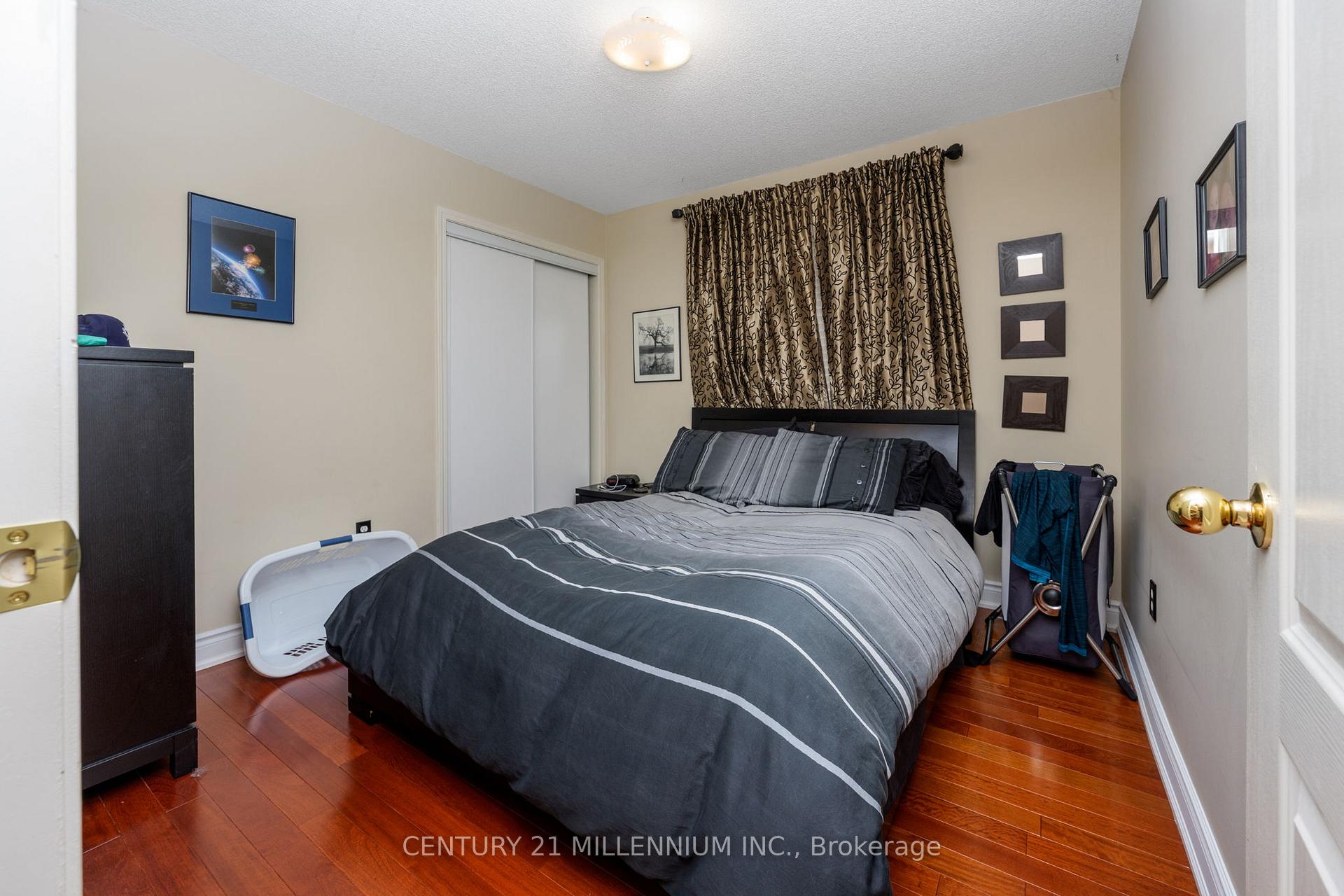 Photo 19 of 23 Upper Highlands Drive, Brampton, Heart Lake East — HOMEH