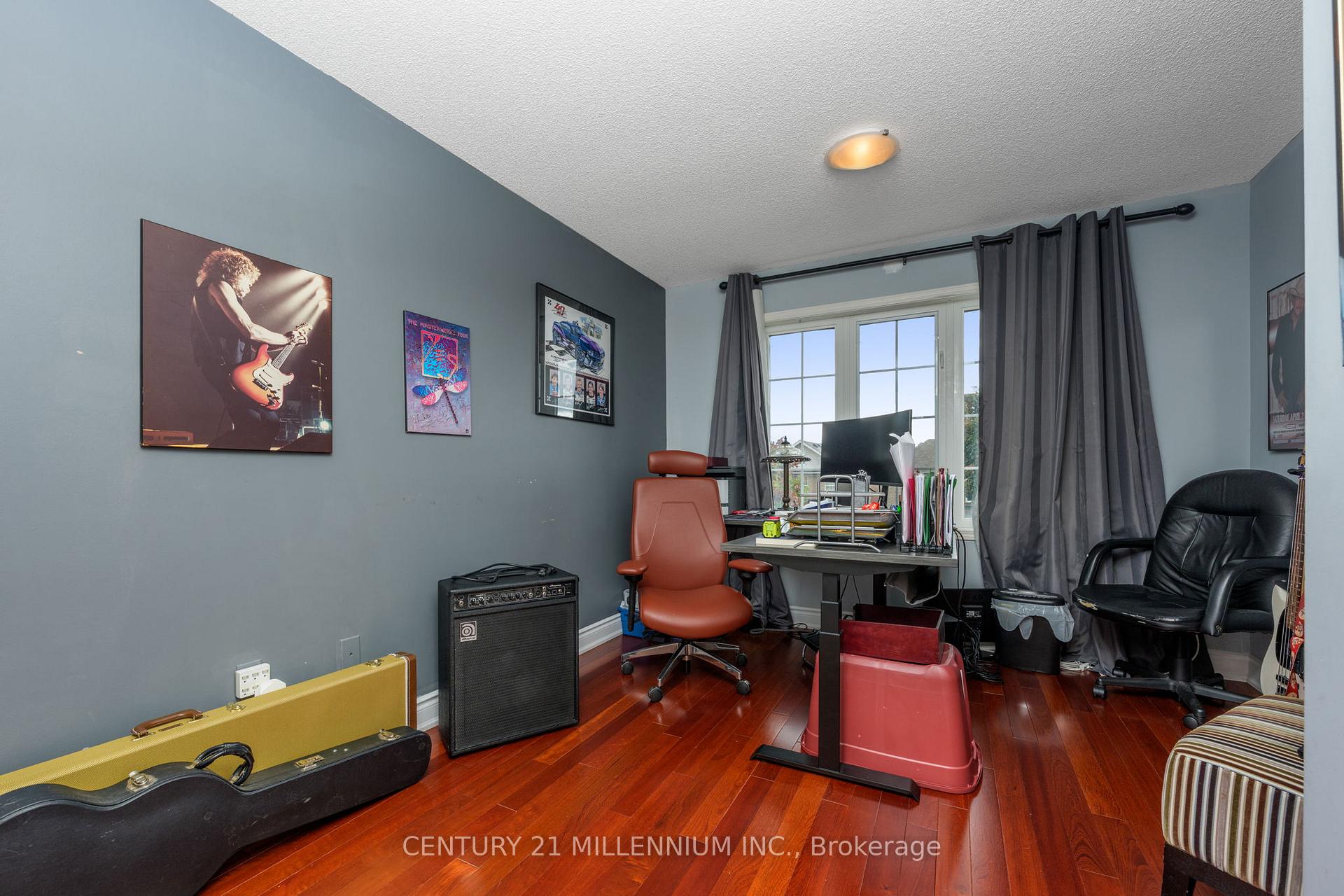 Photo 28 of 23 Upper Highlands Drive, Brampton, Heart Lake East — HOMEH