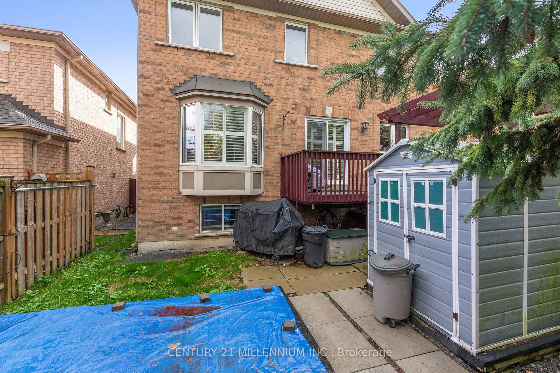 Photo 25 of 23 Upper Highlands Drive, Brampton, Heart Lake East — HOMEH