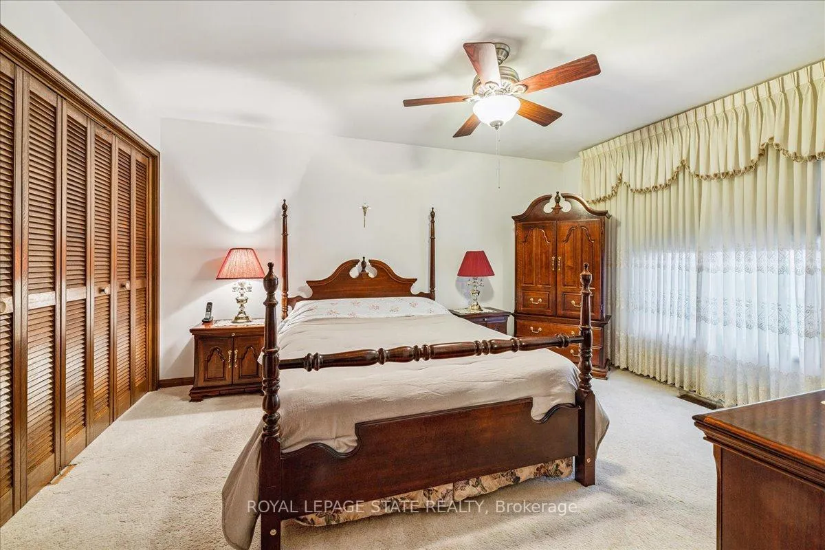 Photo 20 of 31 Palm Court, Hamilton, Stoney Creek — HOMEH